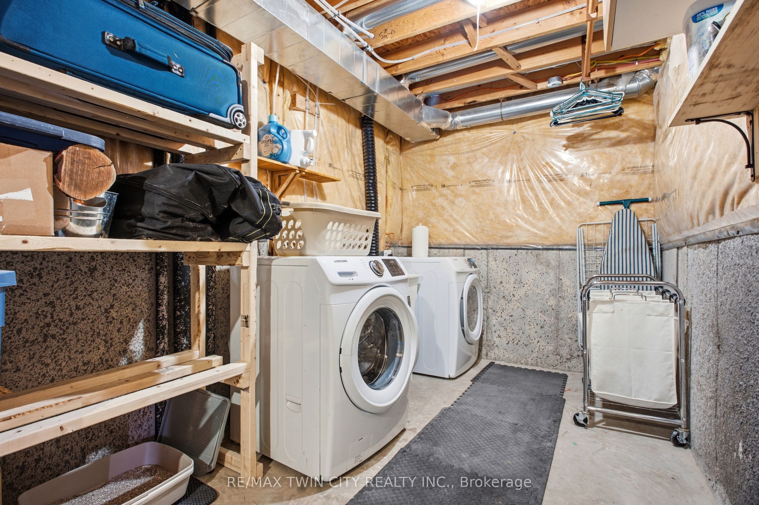 X13879278 Property Photo 20