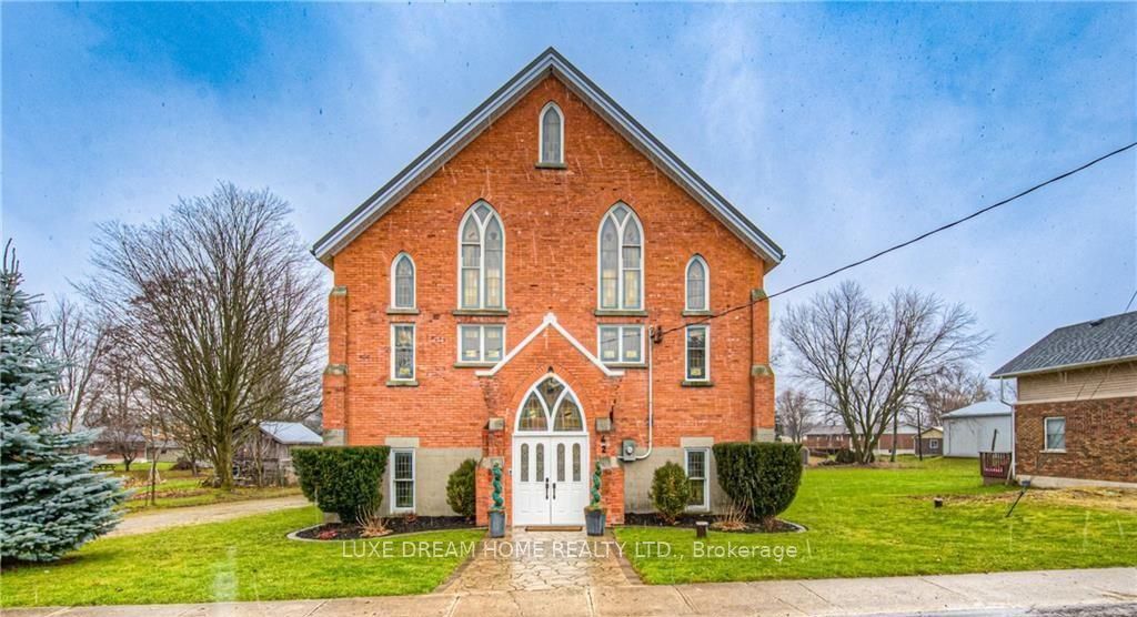 42 Clyde Street Property Photo 1