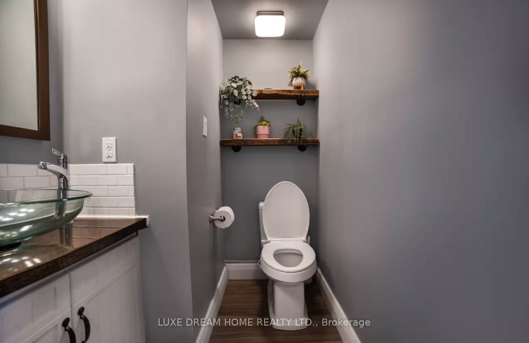 42 Clyde Street Property Photo 5