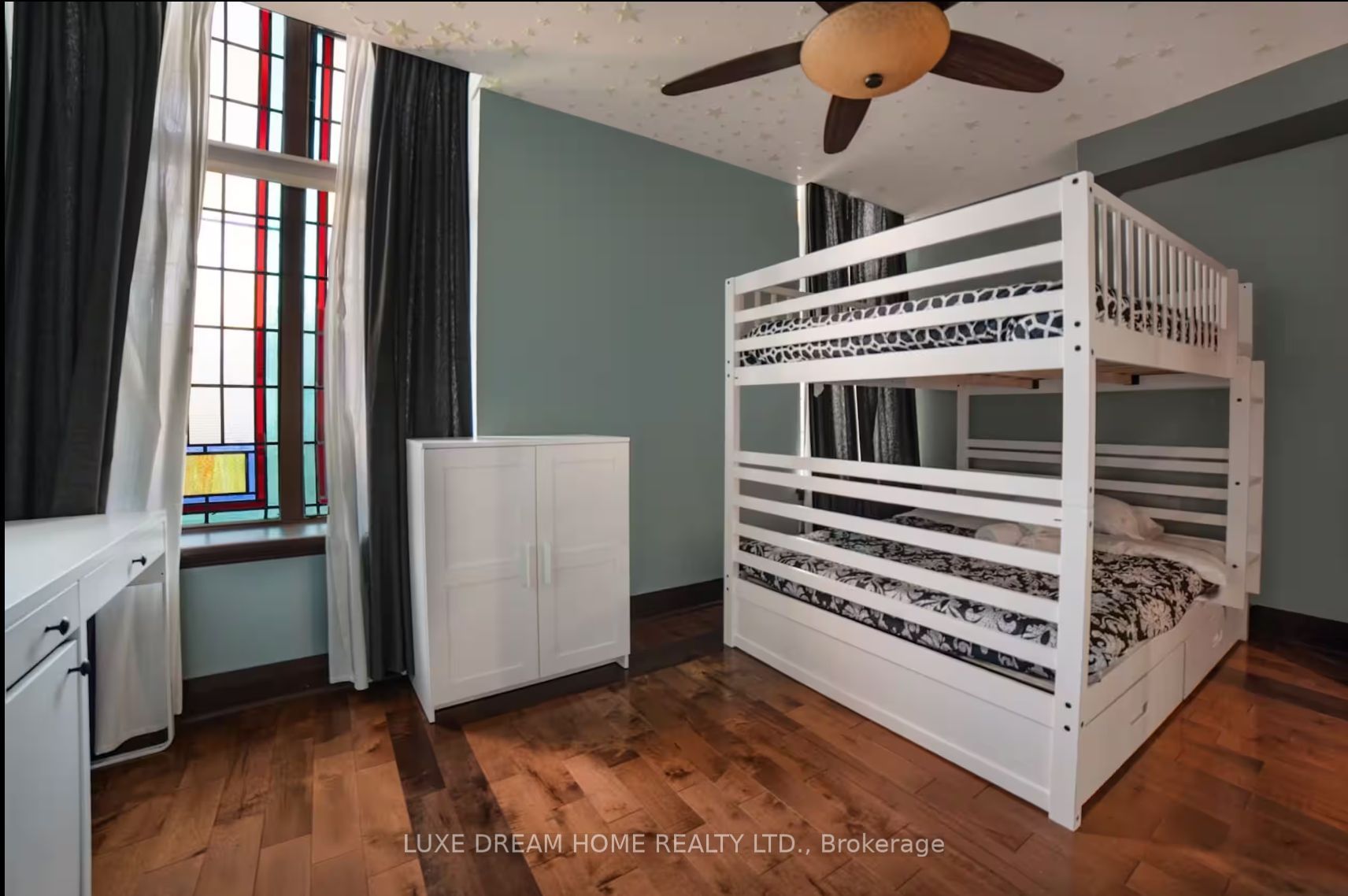 42 Clyde Street Property Photo 14