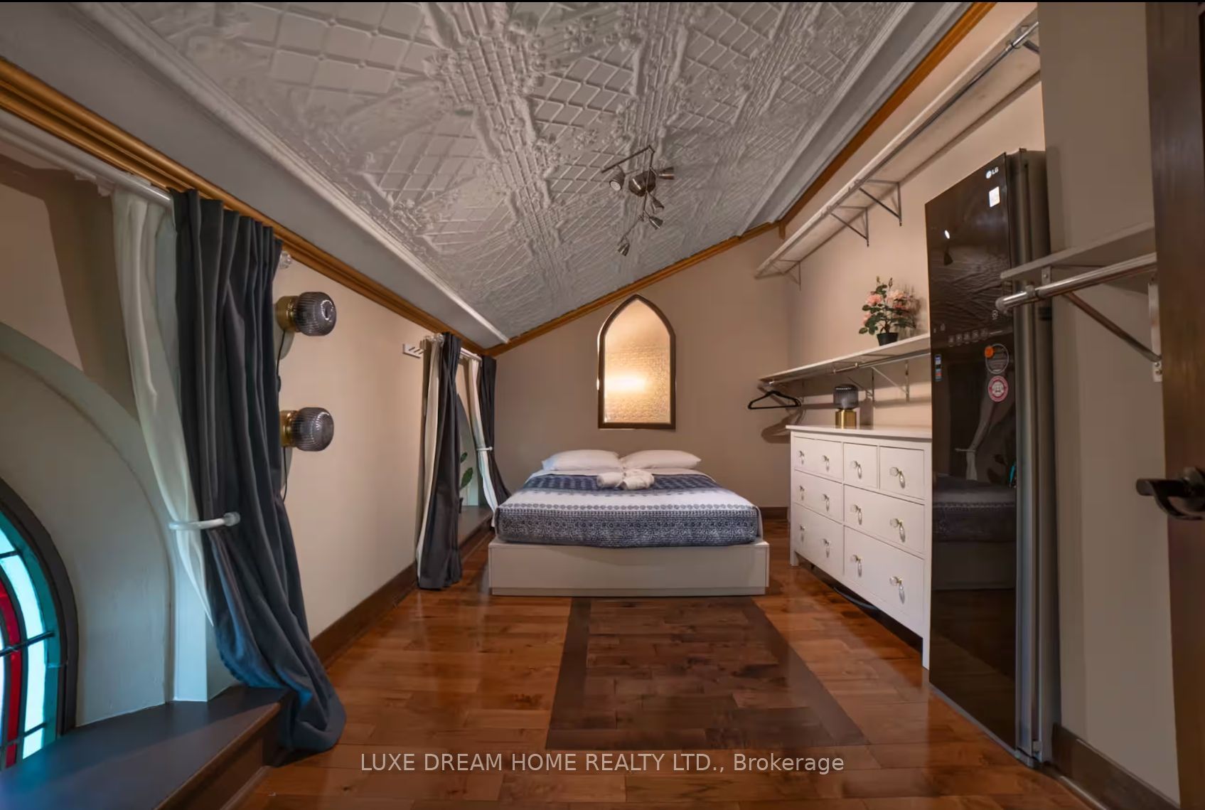 42 Clyde Street Property Photo 15