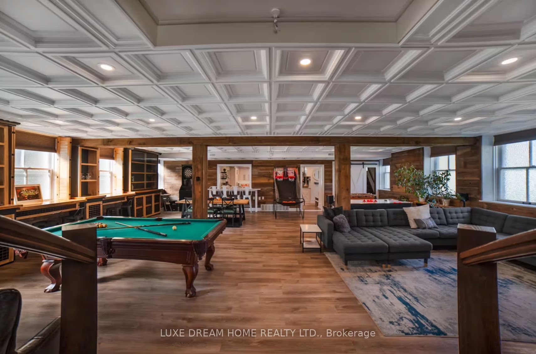 42 Clyde Street Property Photo 25