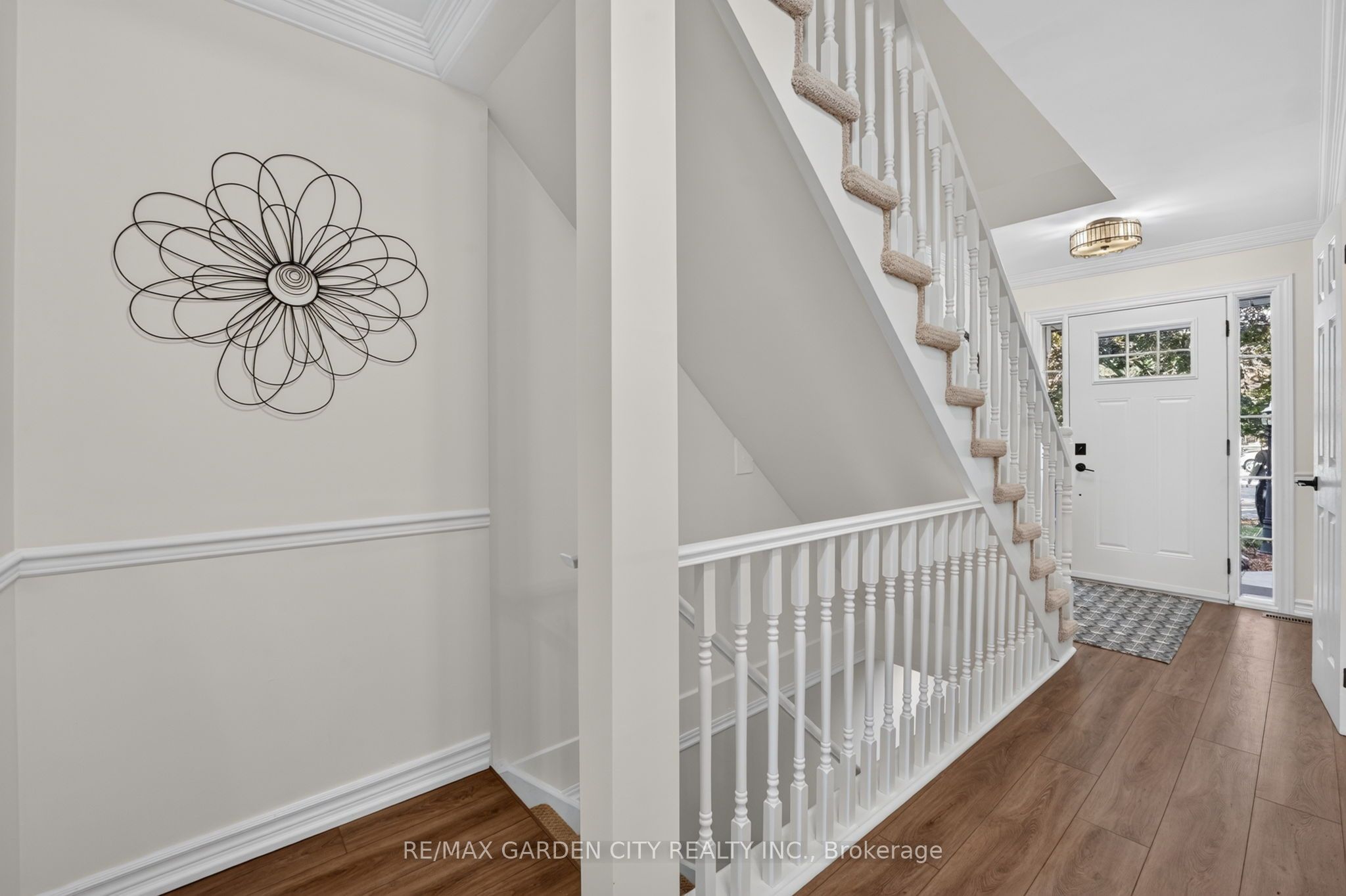 25 Walker Court Property Photo 6