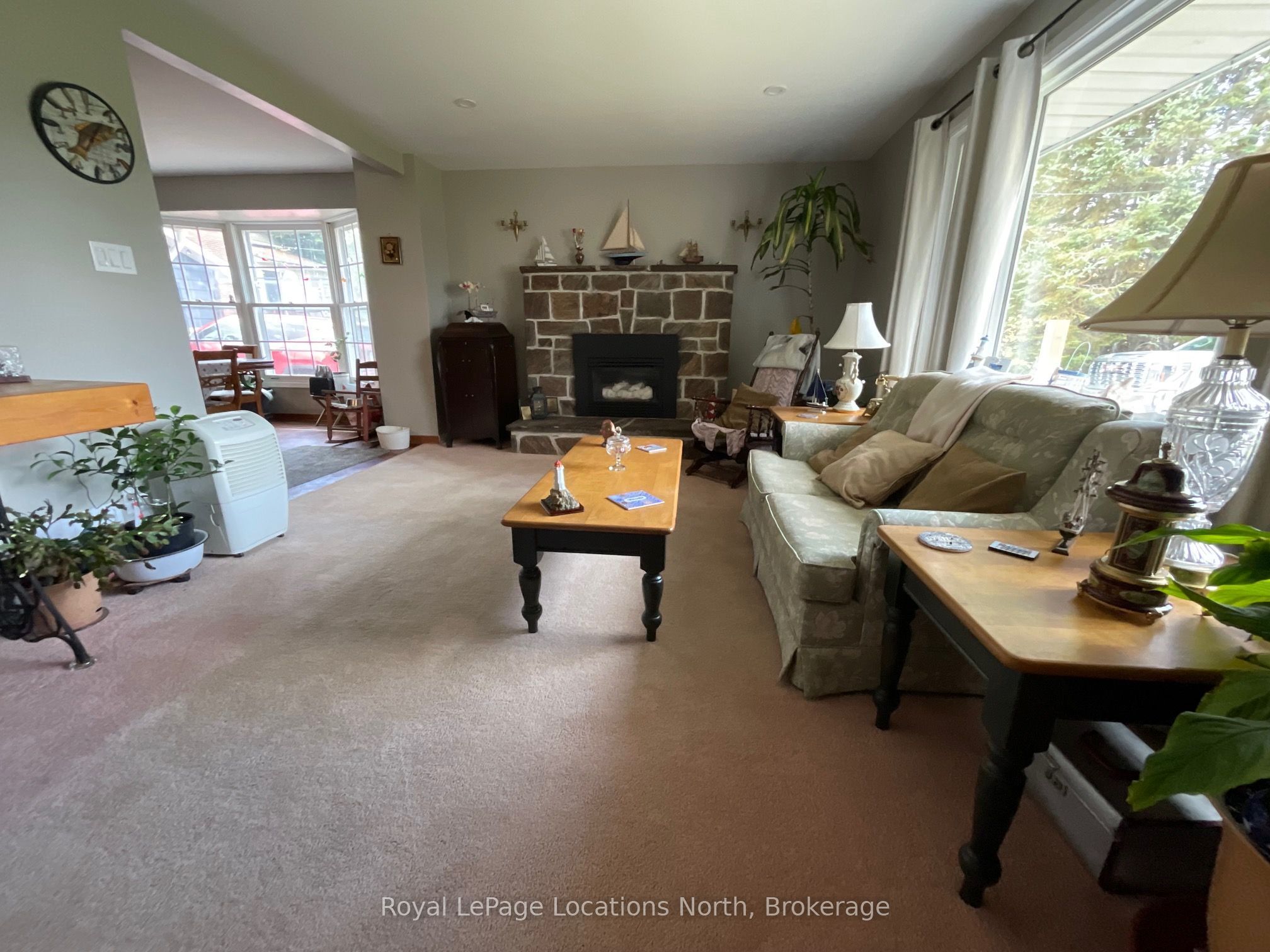 272 Yonge Street Property Photo 14