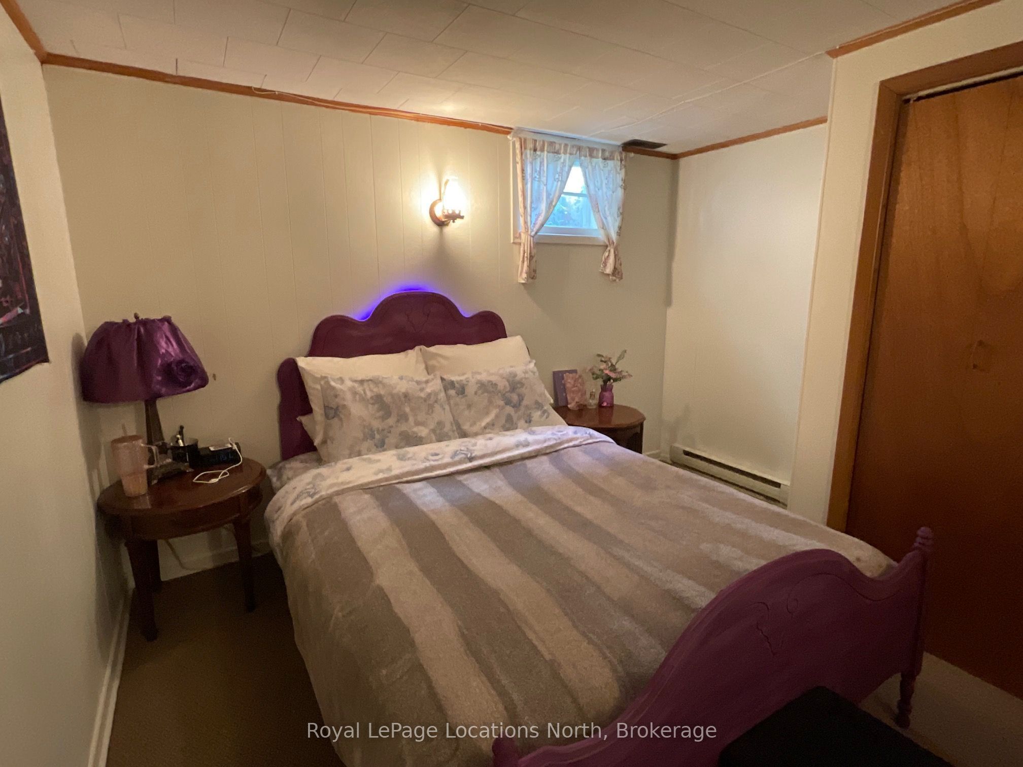 272 Yonge Street Property Photo 32