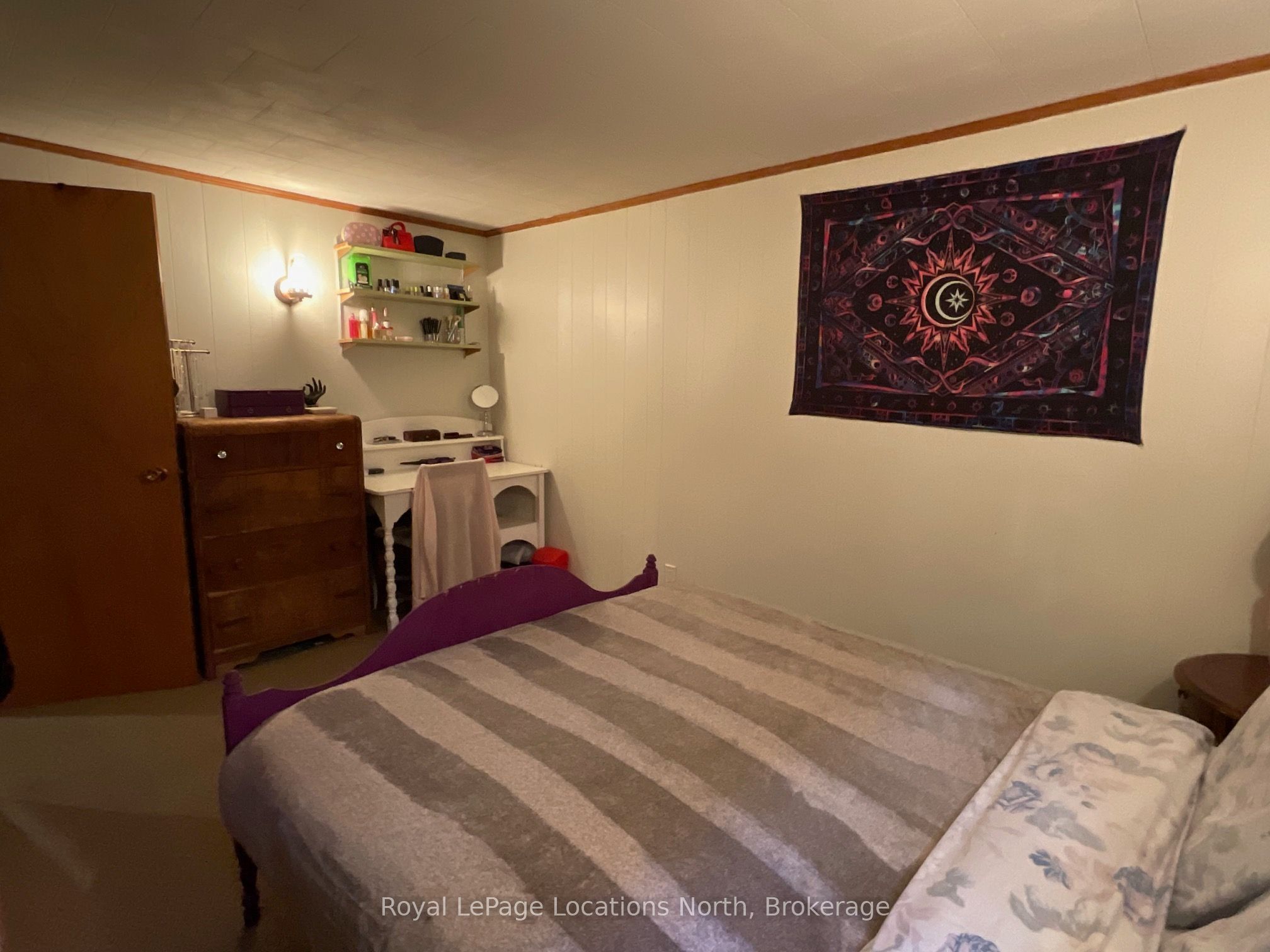 272 Yonge Street Property Photo 33