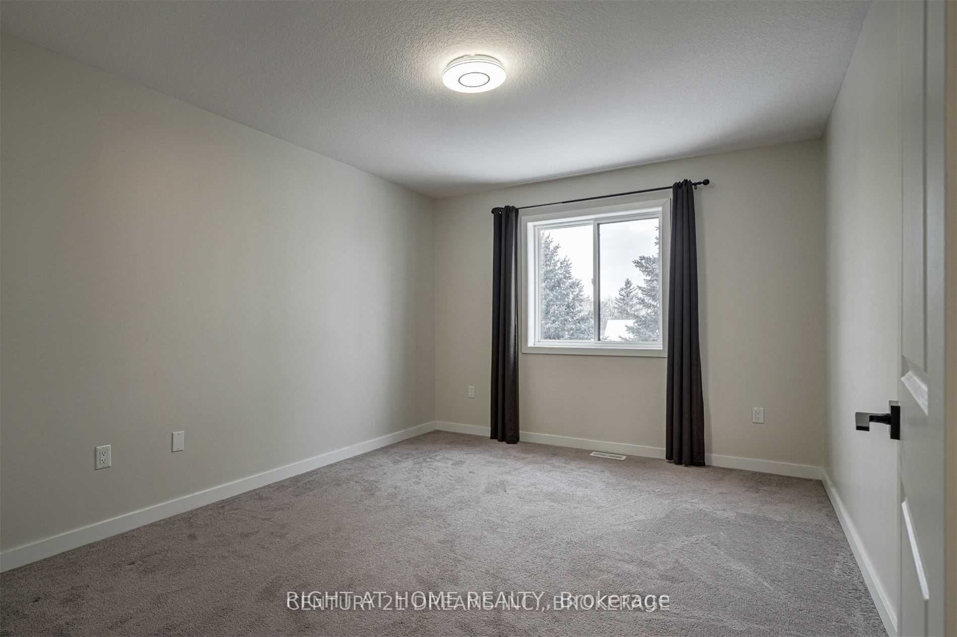 44 Franklin Street S Property Photo 23