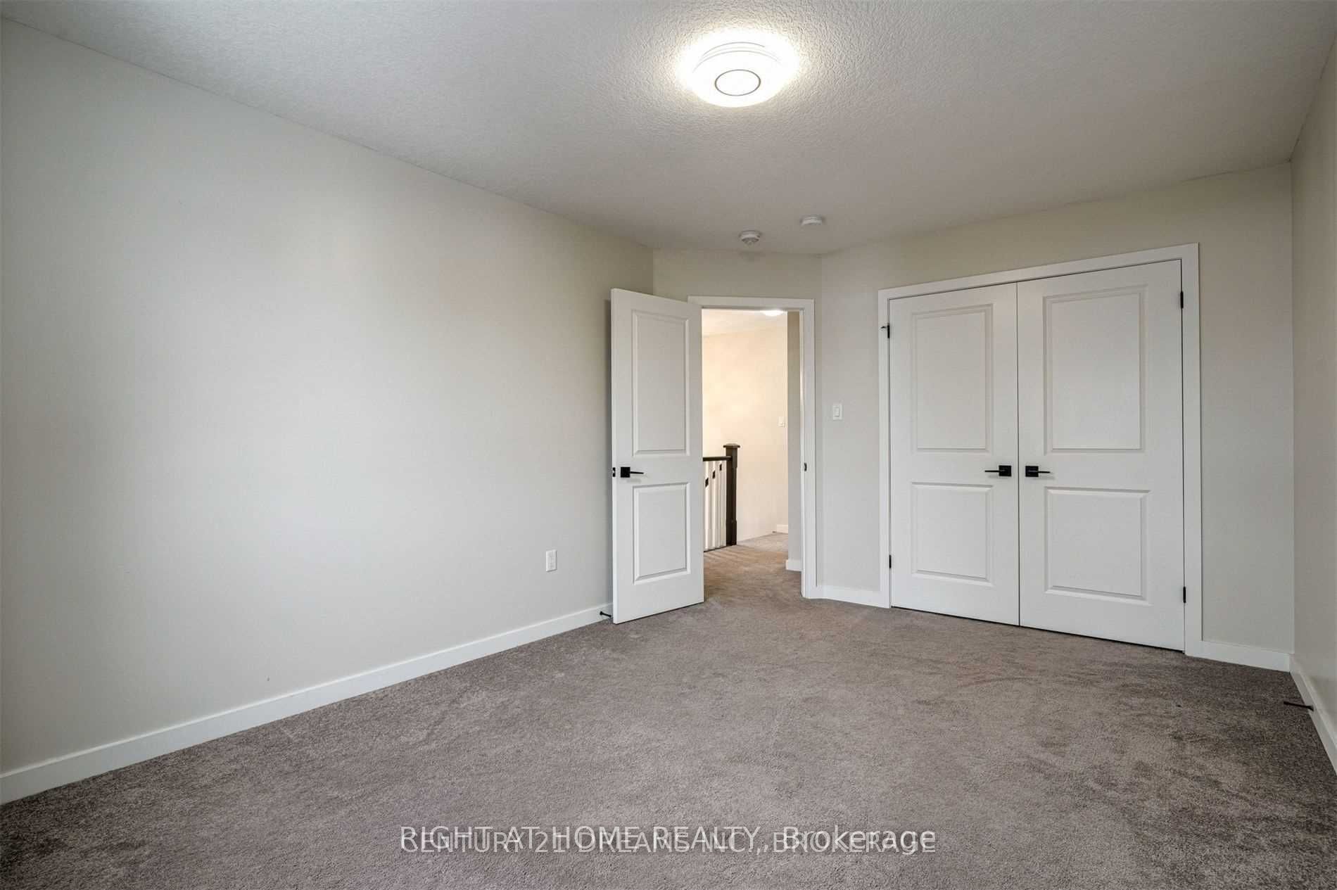 44 Franklin Street S Property Photo 24