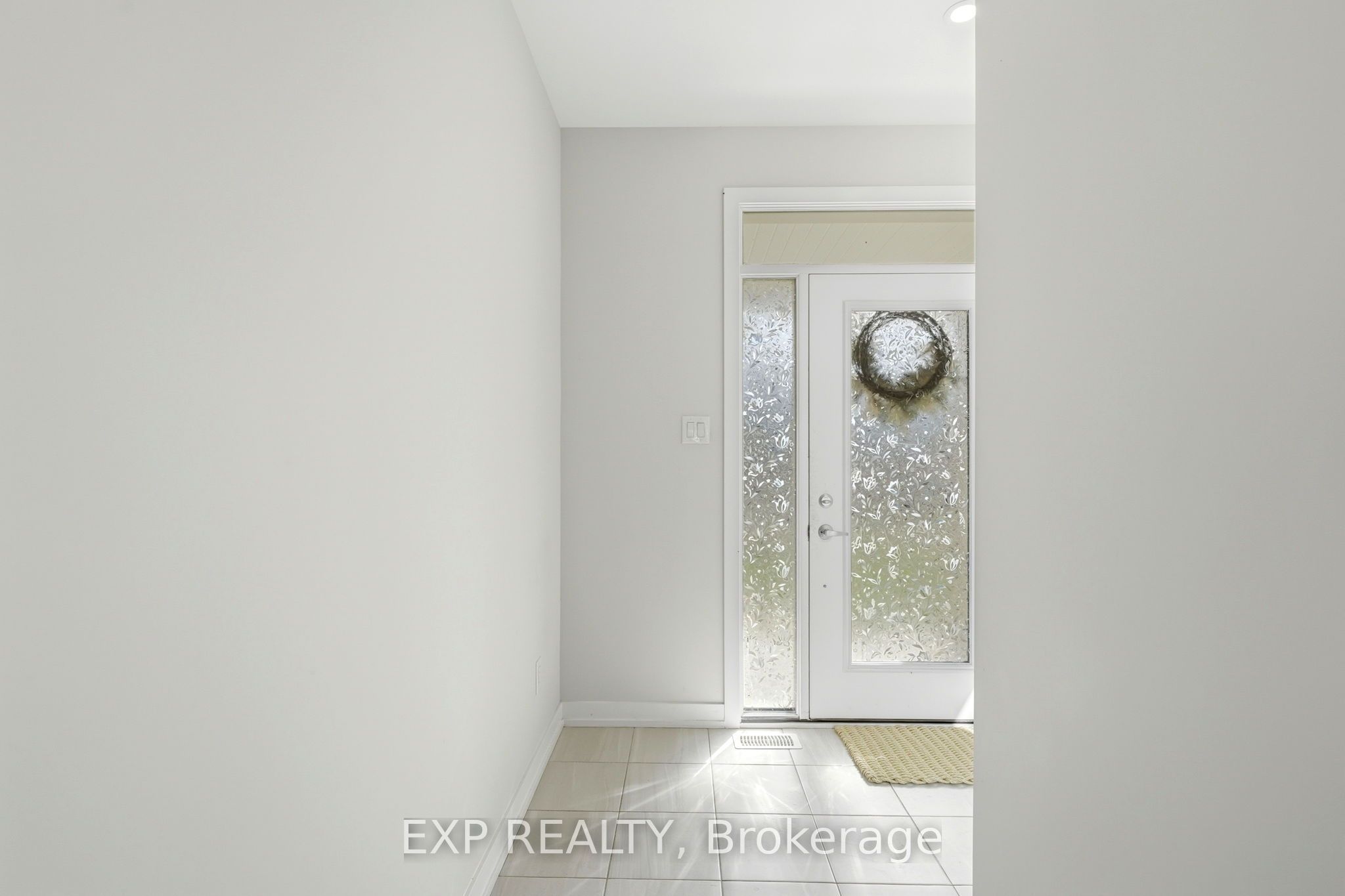 104 Hackamore Crescent Property Photo 3