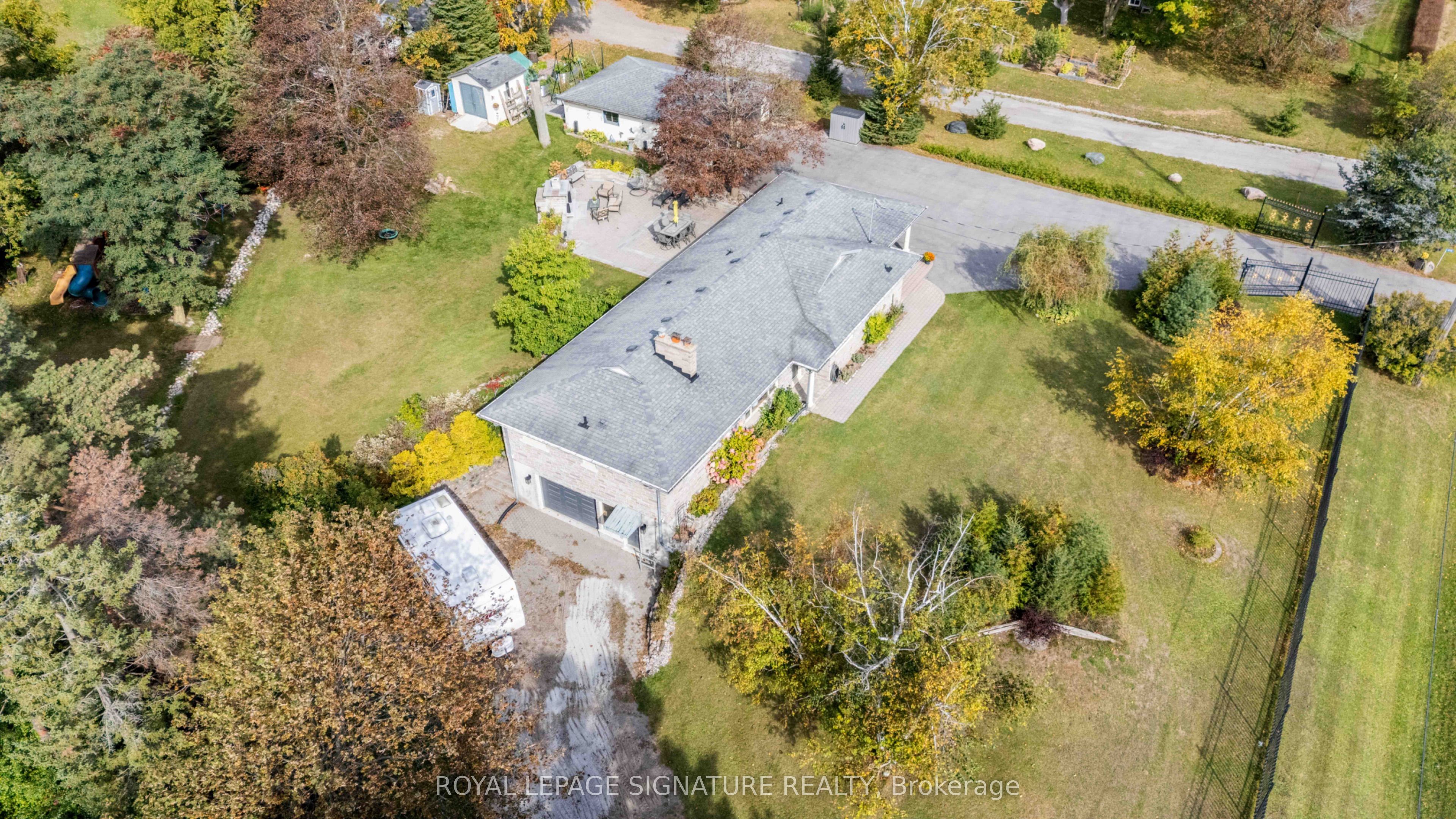4718 County Rd. 45 Road Property Photo 3