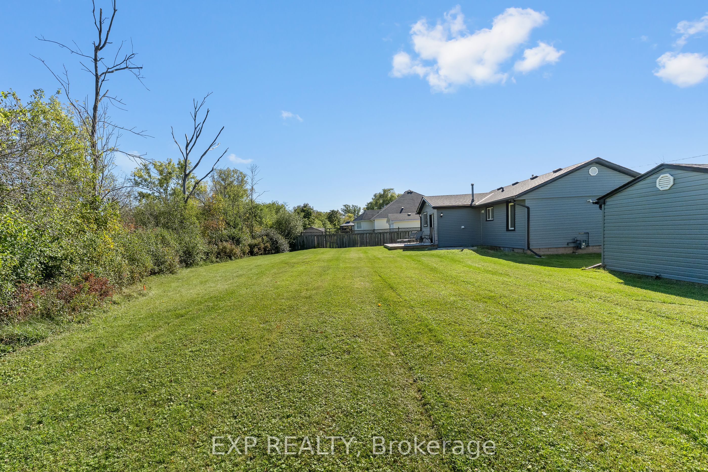 412 Windmill Point Road N Property Photo 29