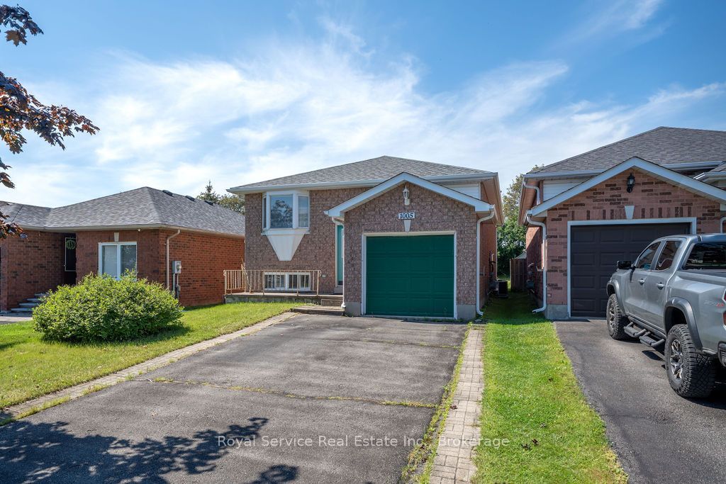 1005 Field Court Property Photo 2