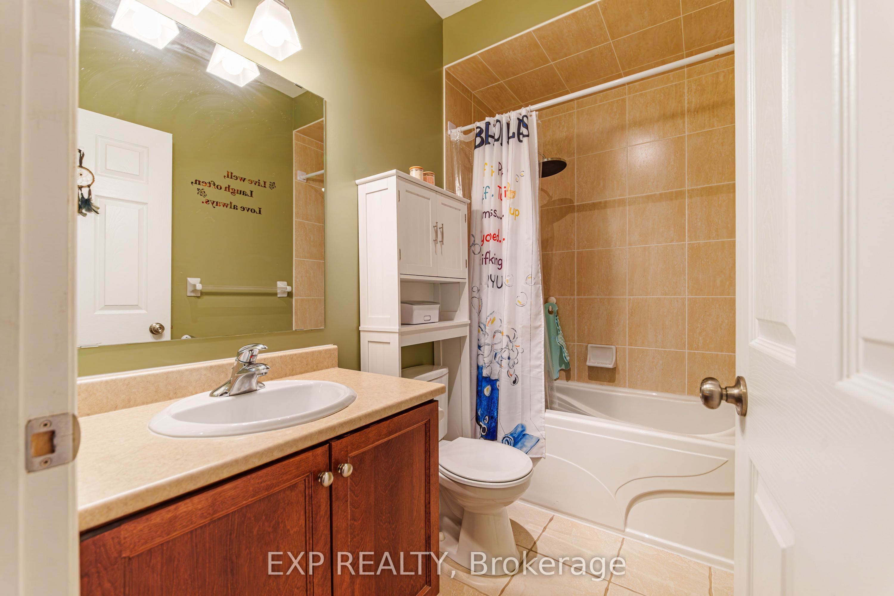 1496 Queensdale Avenue Property Photo 15