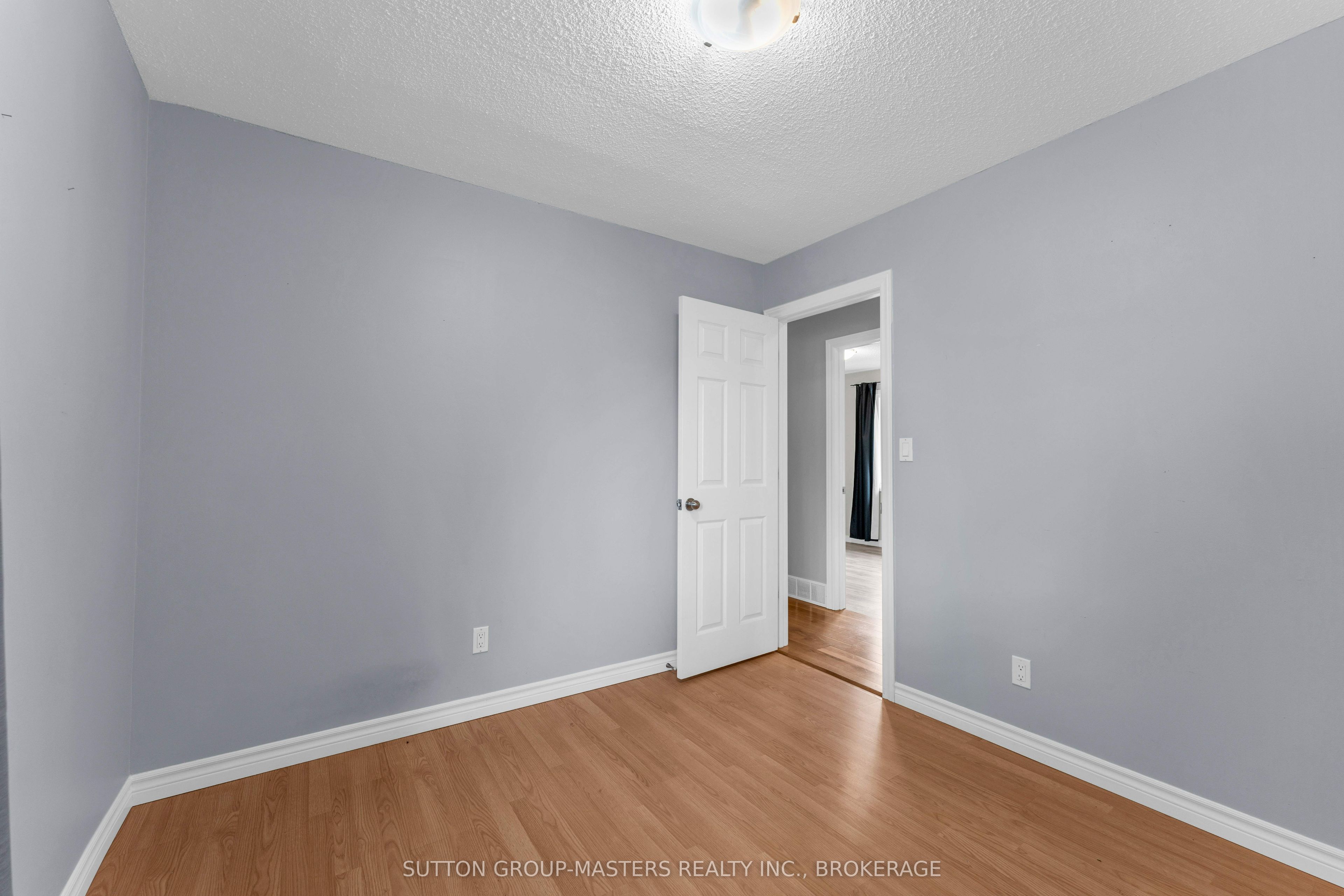 863 Pembridge Crescent Property Photo 26