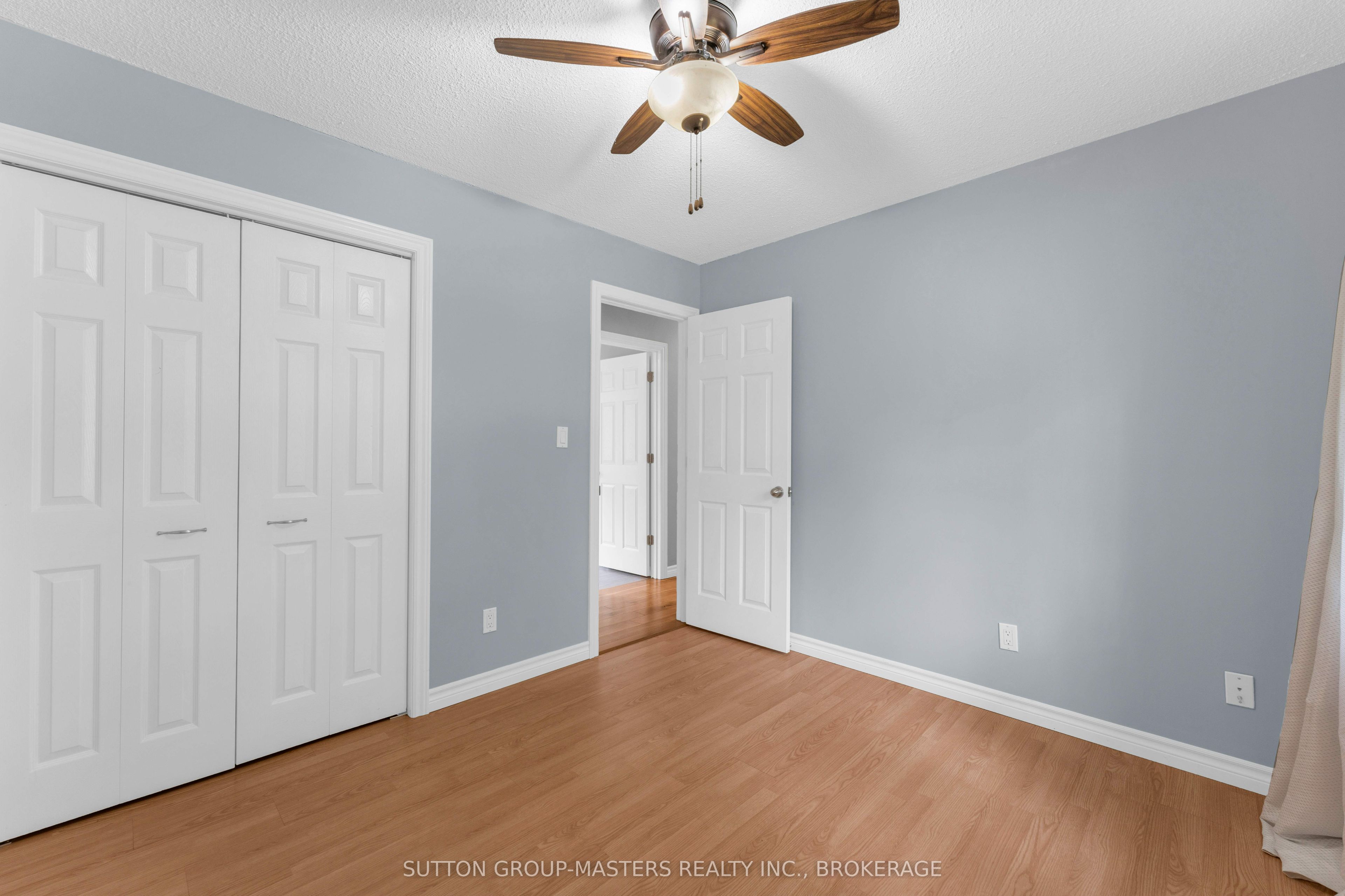 863 Pembridge Crescent Property Photo 27