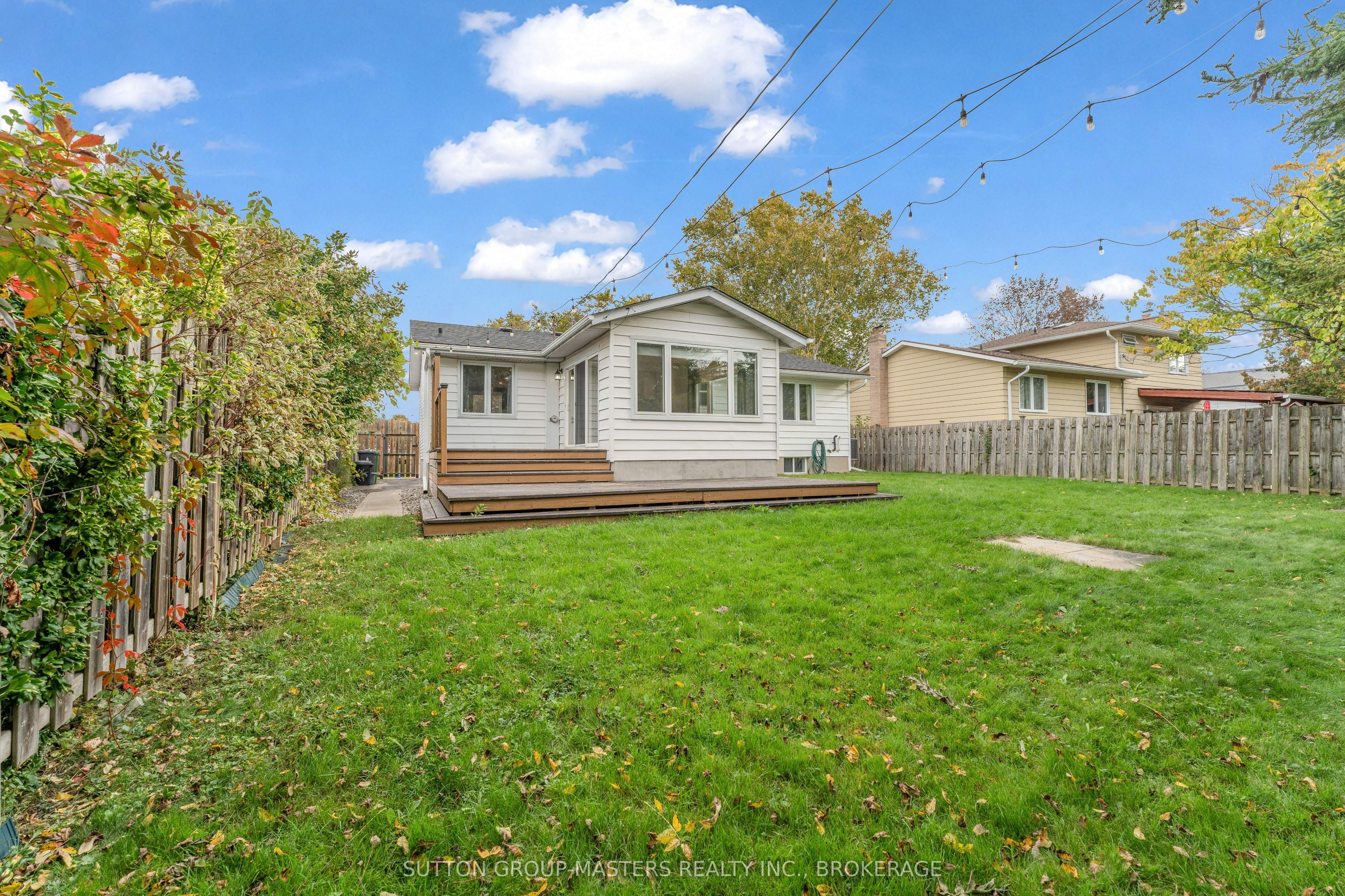 863 Pembridge Crescent Property Photo 44
