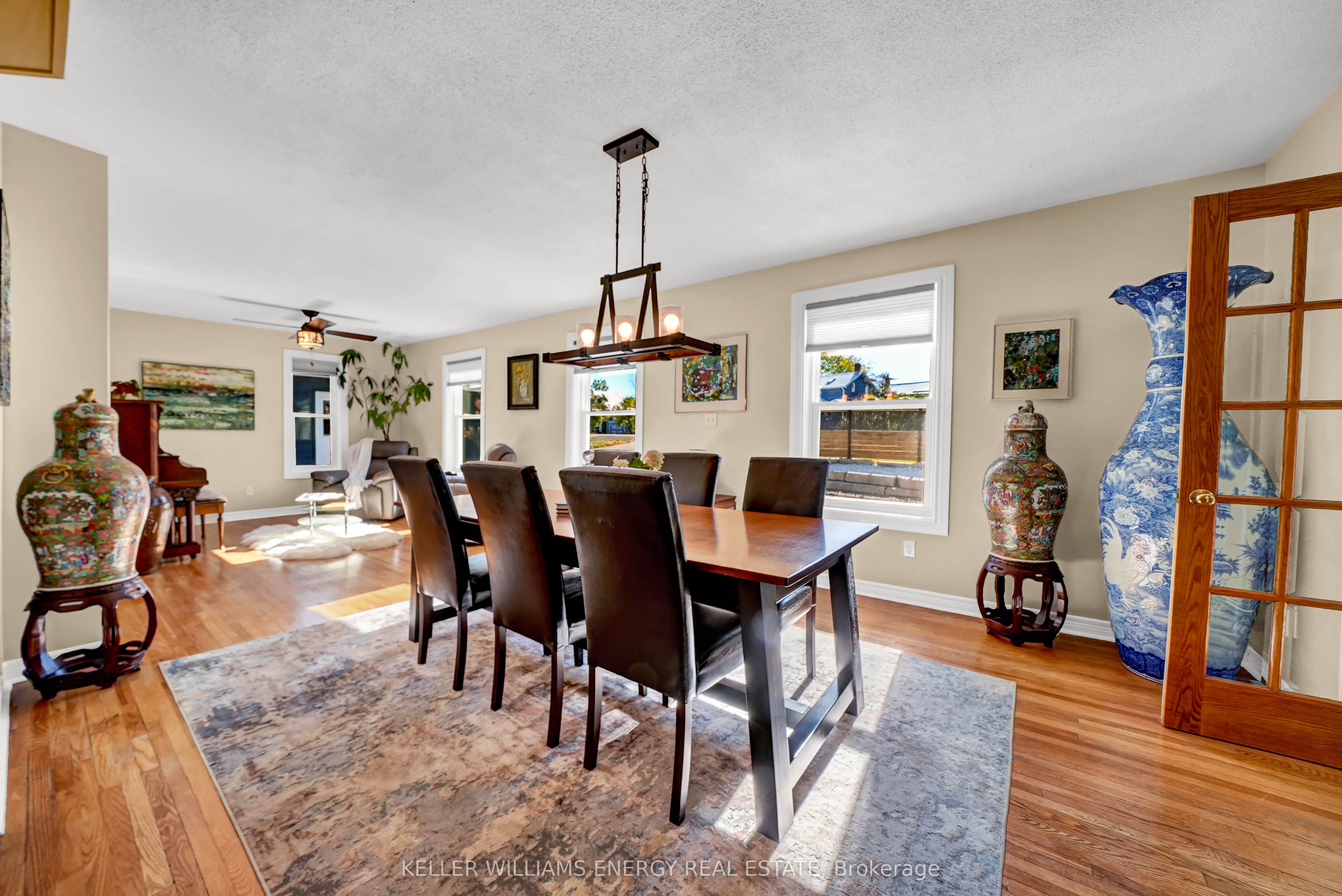 11858 Loyalist Parkway Property Photo 15