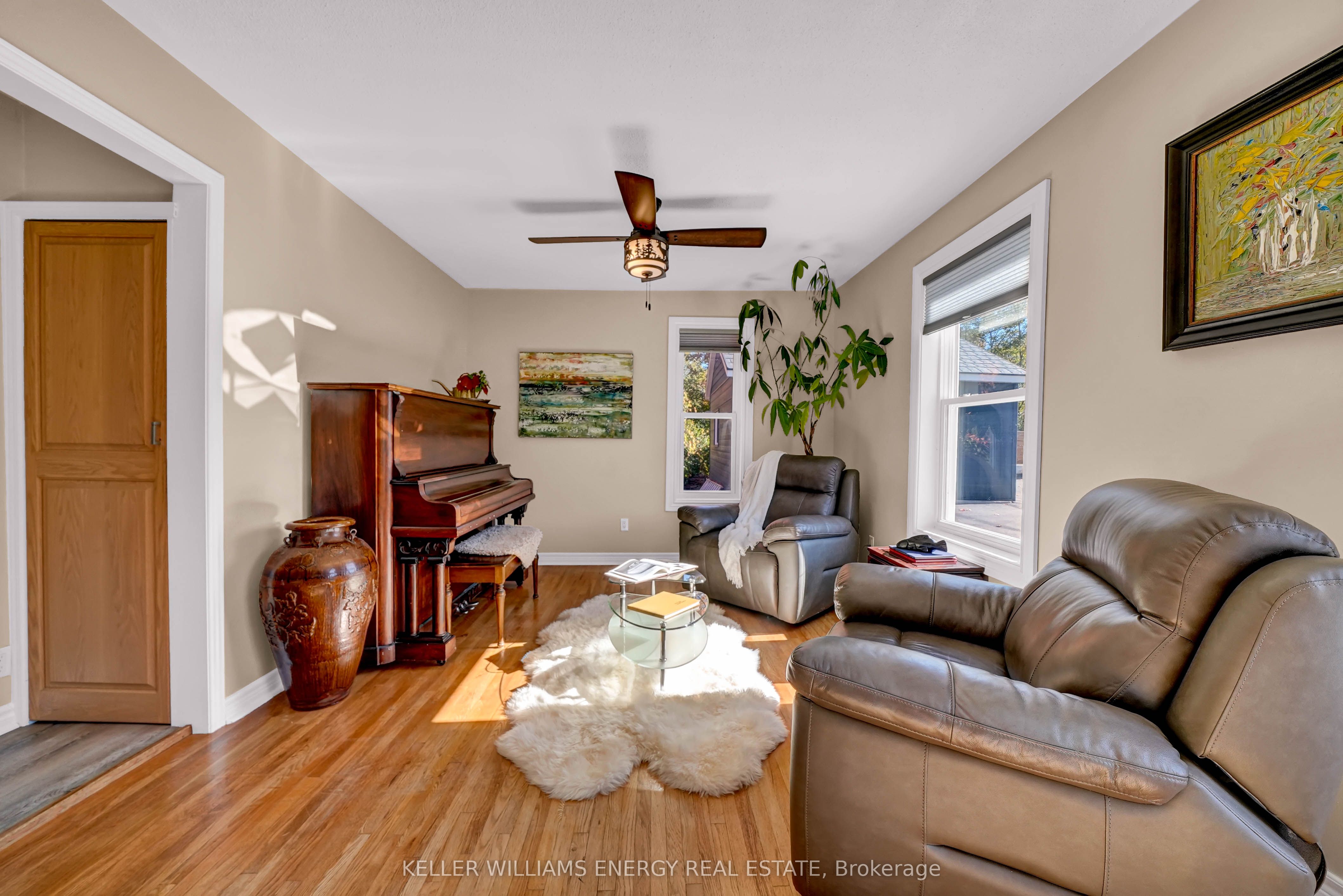 11858 Loyalist Parkway Property Photo 17
