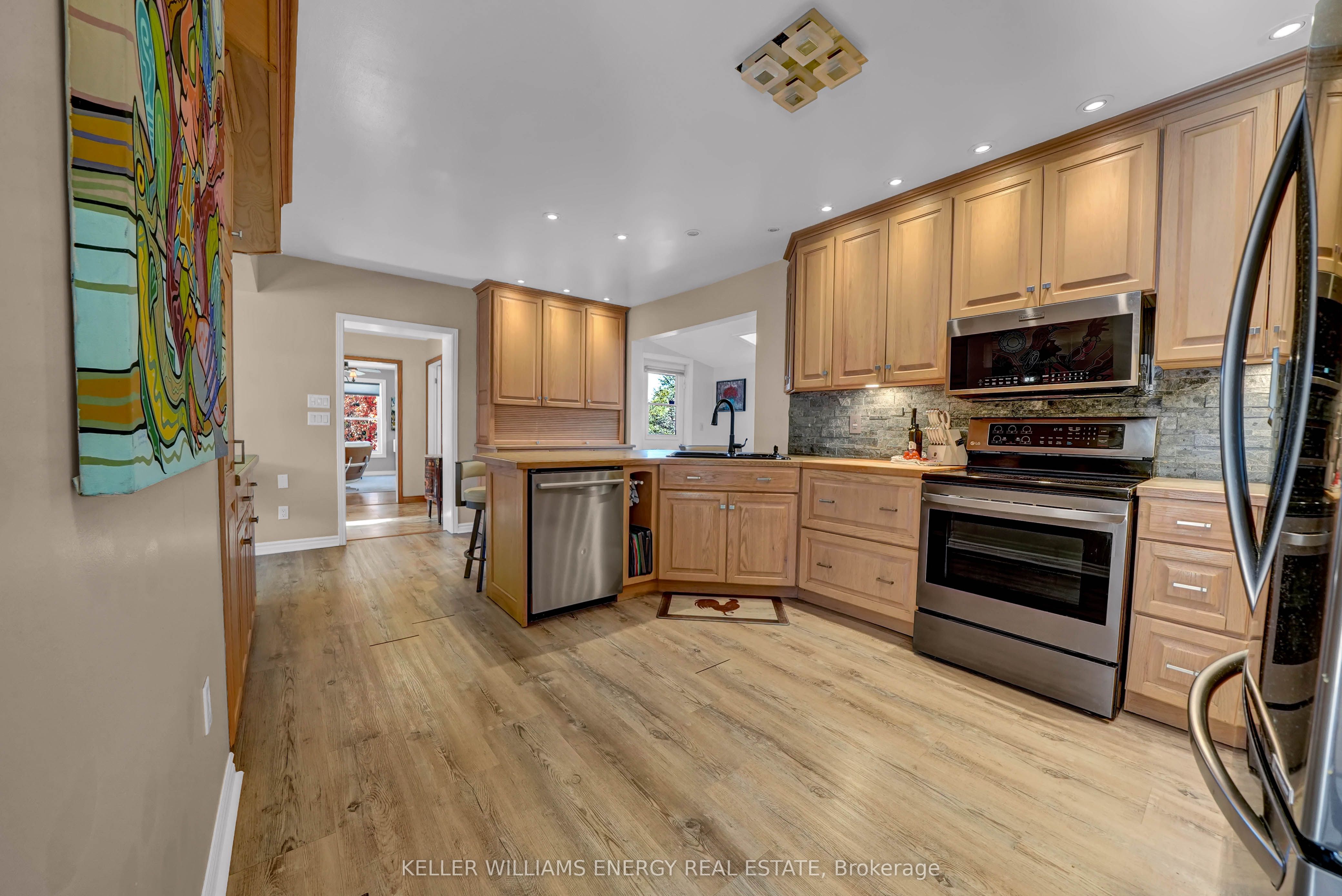 11858 Loyalist Parkway Property Photo 22