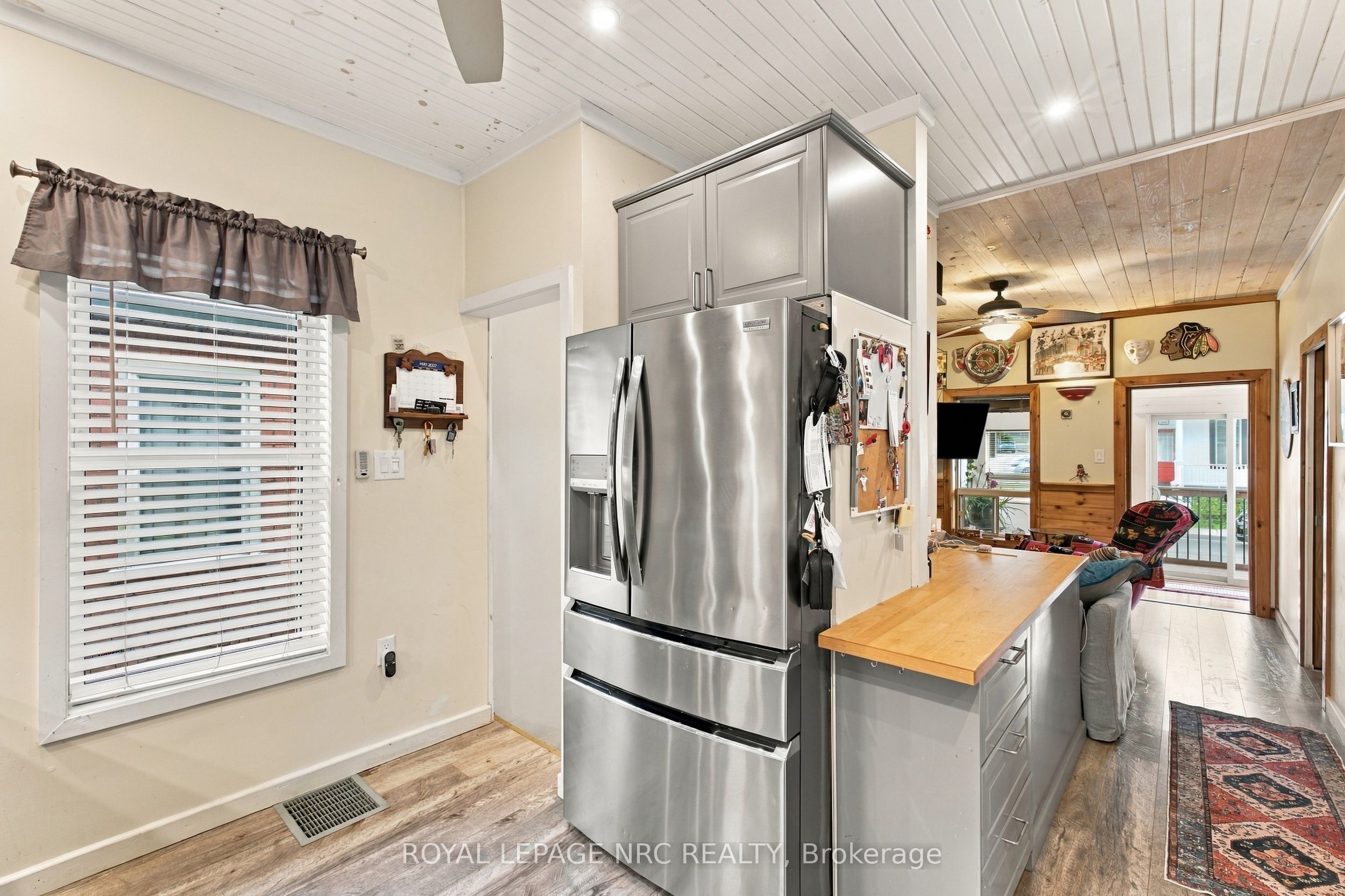 4455 Park Street E Property Photo 13
