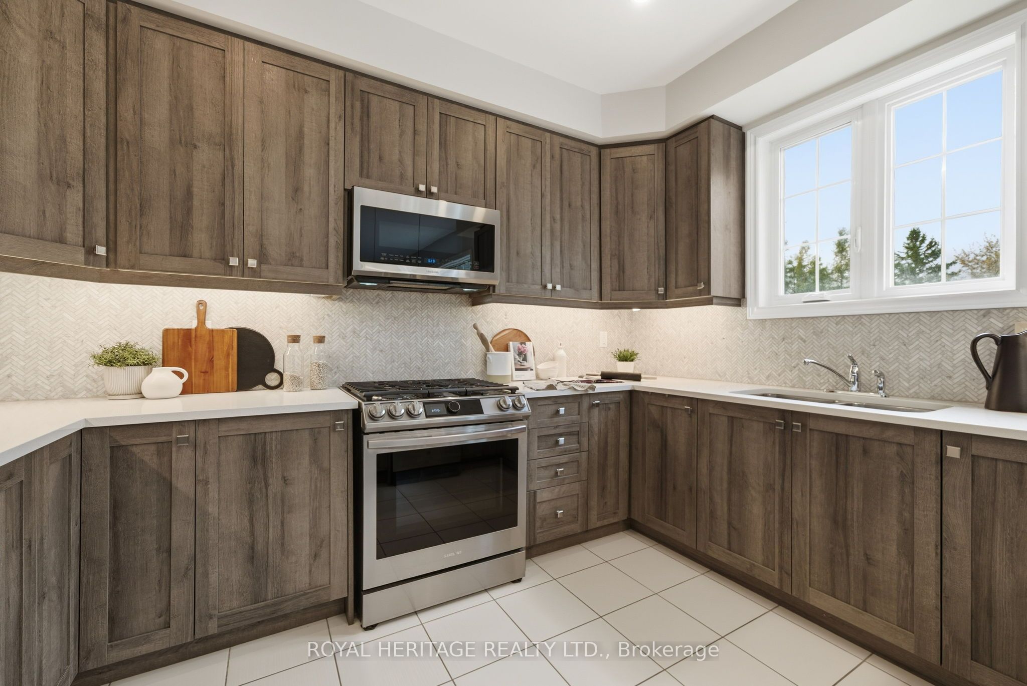 2 William Campbell Road Property Photo 16