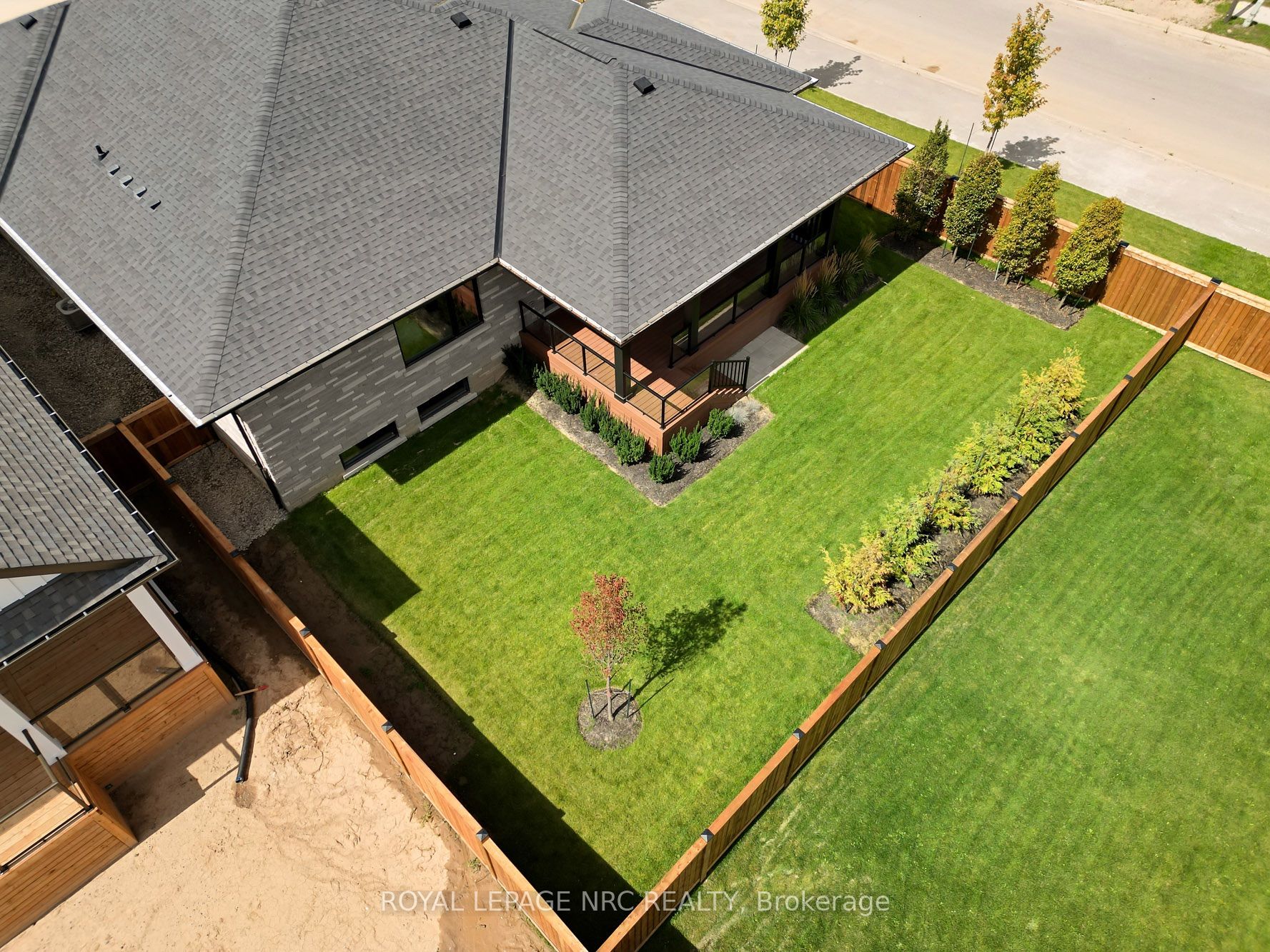 50 Page Street Property Photo 7