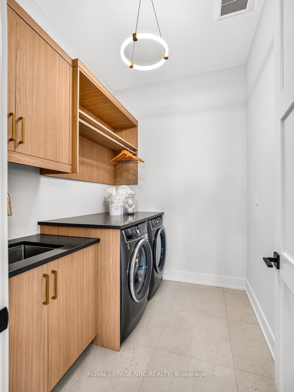 50 Page Street Property Photo 15