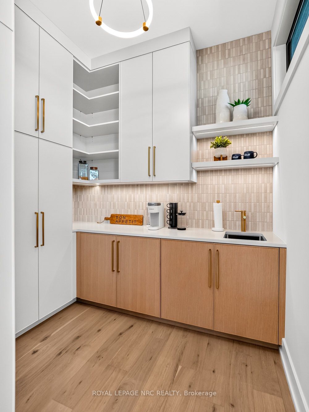 50 Page Street Property Photo 28