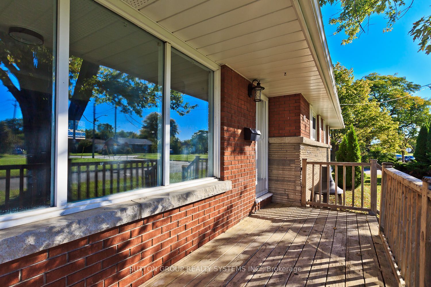 40 Jacobson Avenue Property Photo 1