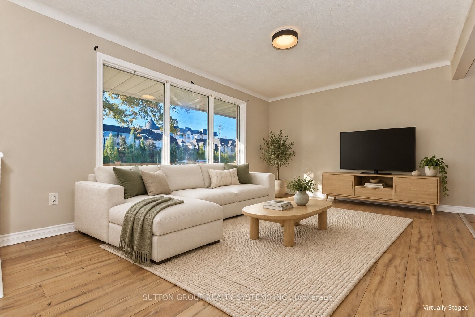 40 Jacobson Avenue Property Photo 3