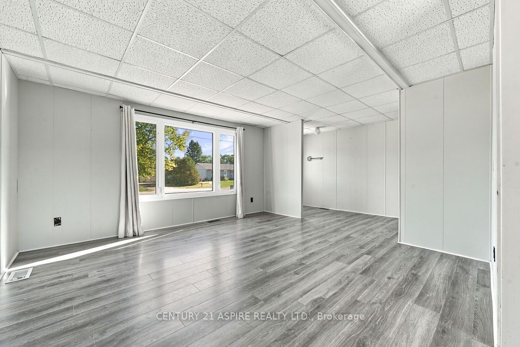 7 William Street Property Photo 6
