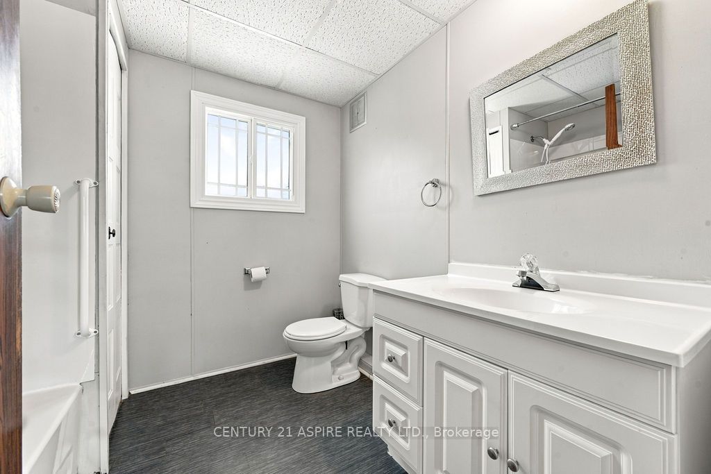 7 William Street Property Photo 25