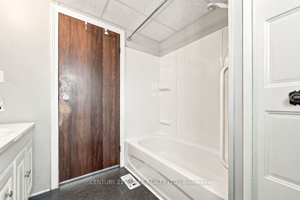 7 William Street Property Photo 26