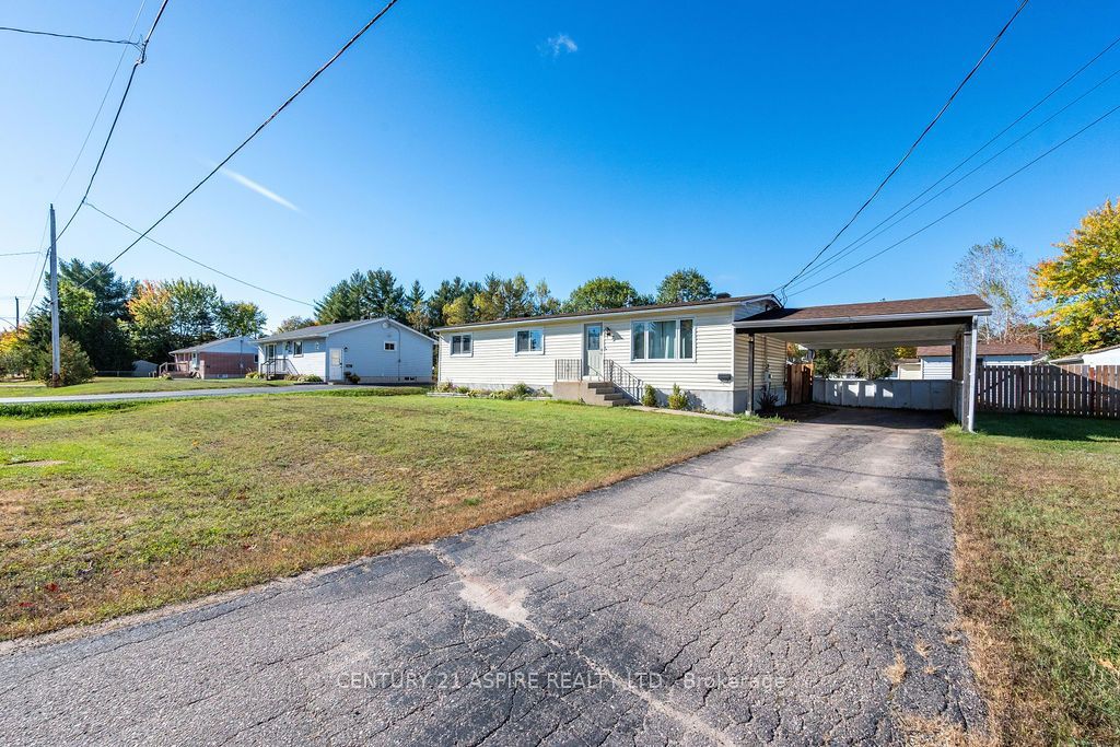 7 William Street Property Photo 48