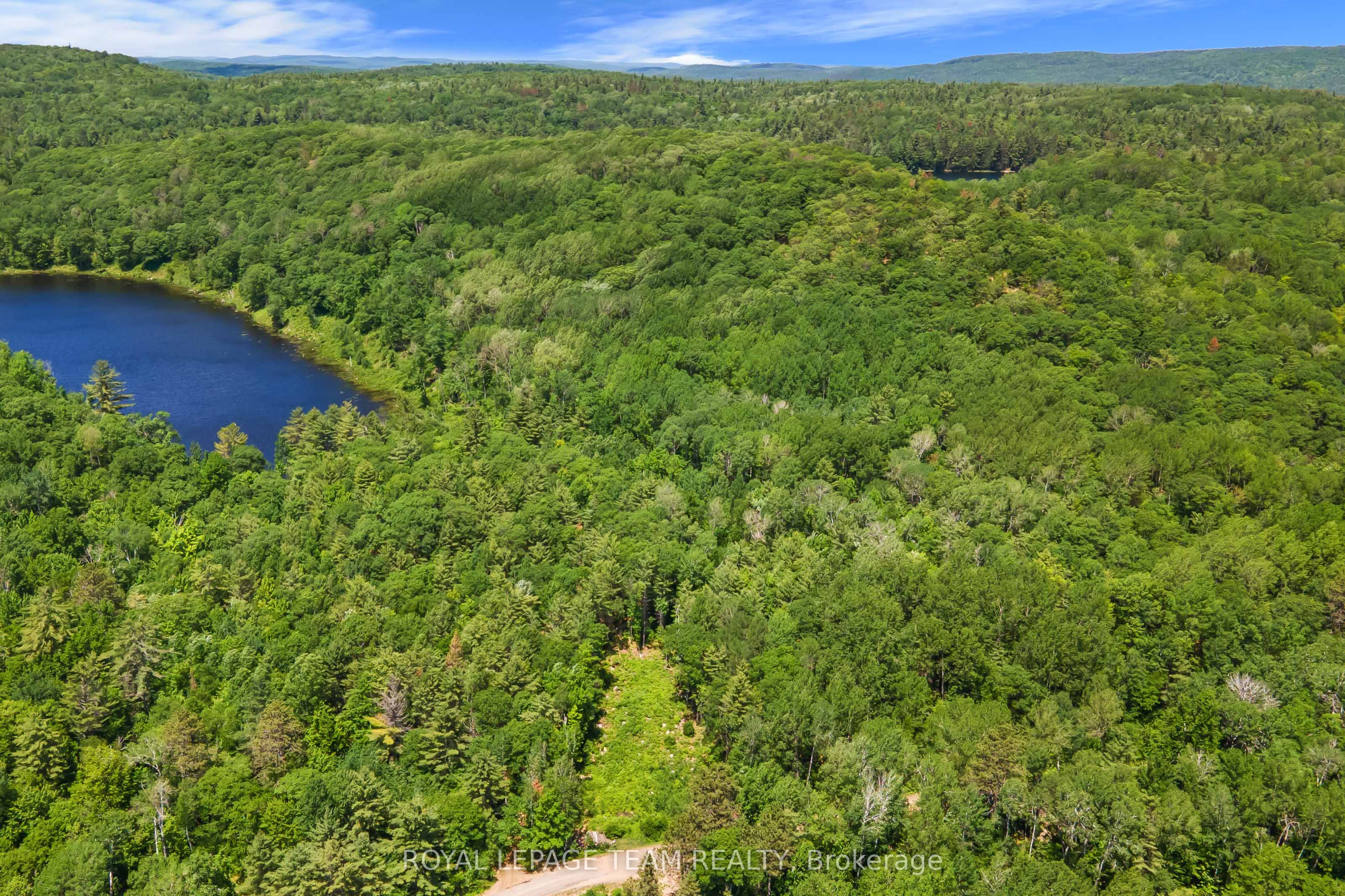 695 Long Lake Road Property Photo 4