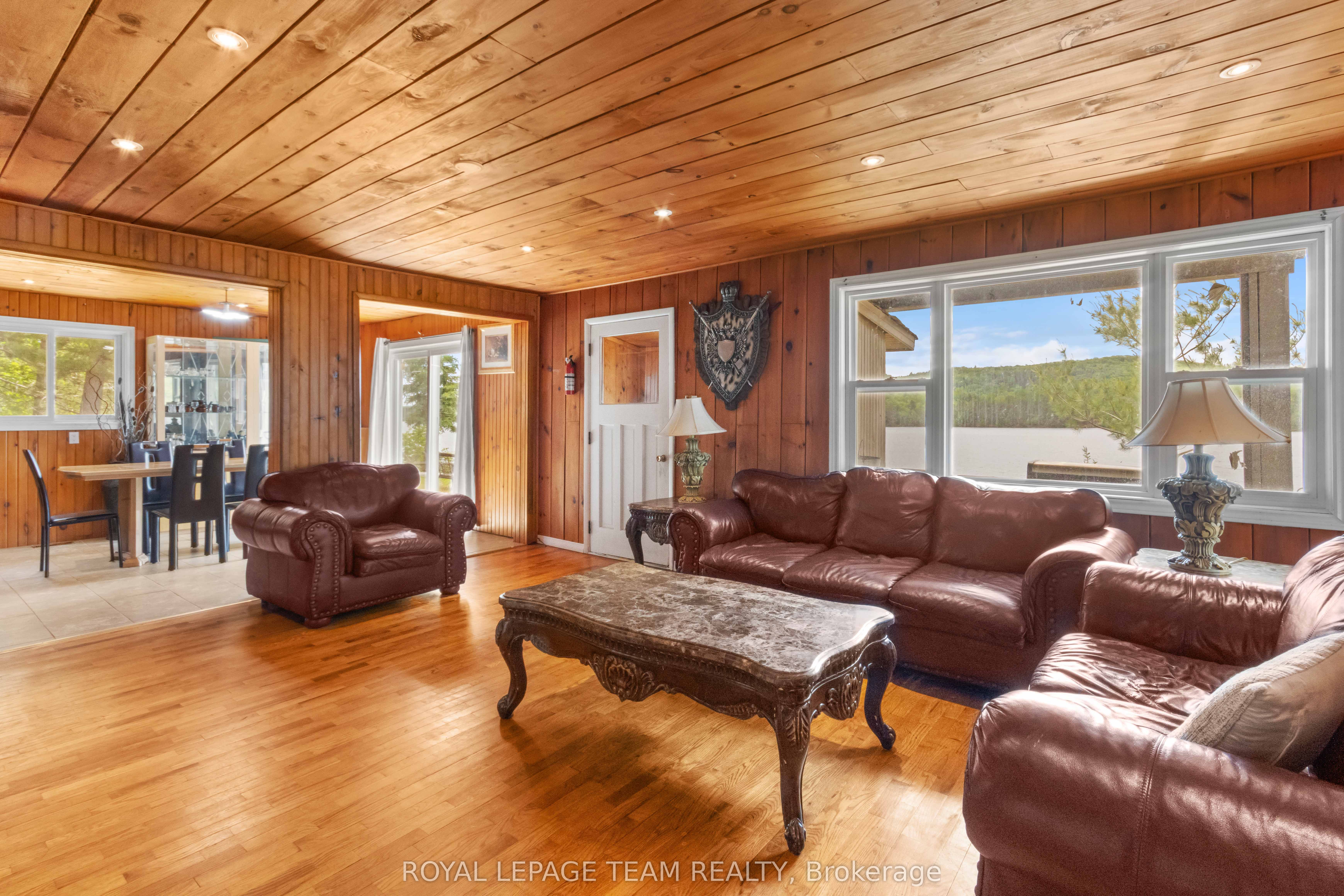 682 Long Lake Road Property Photo 13