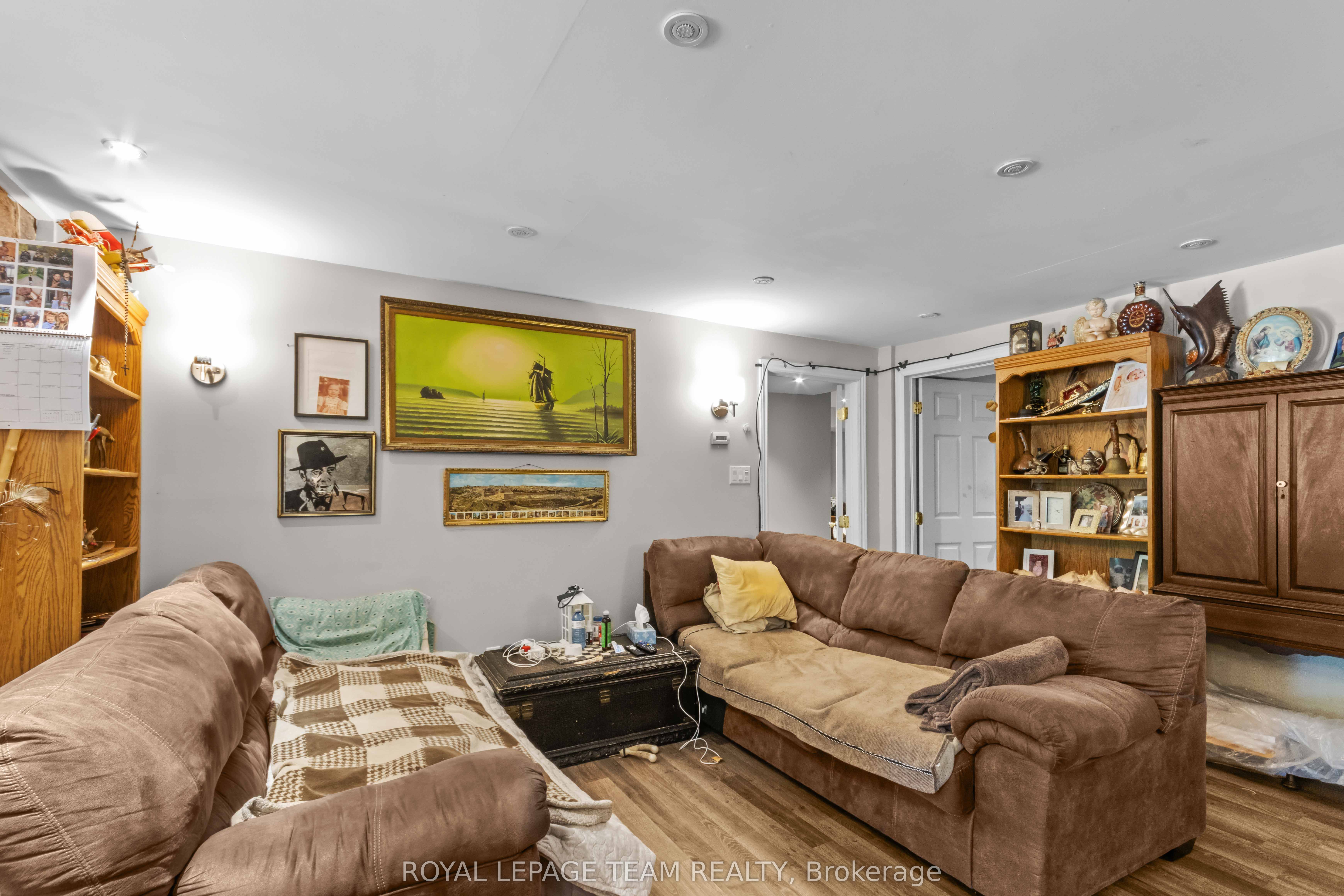 682 Long Lake Road Property Photo 33