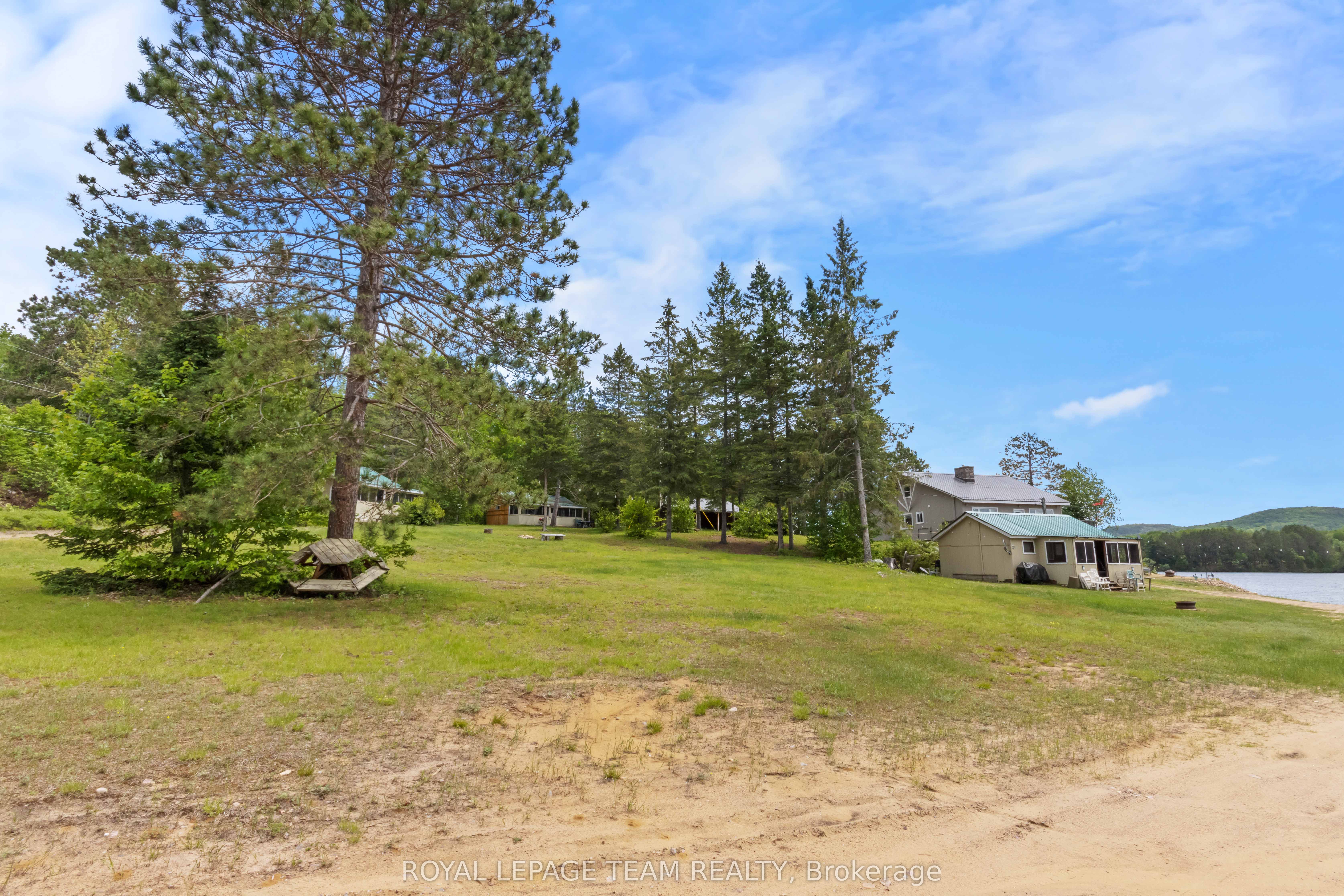 682 Long Lake Road Property Photo 45