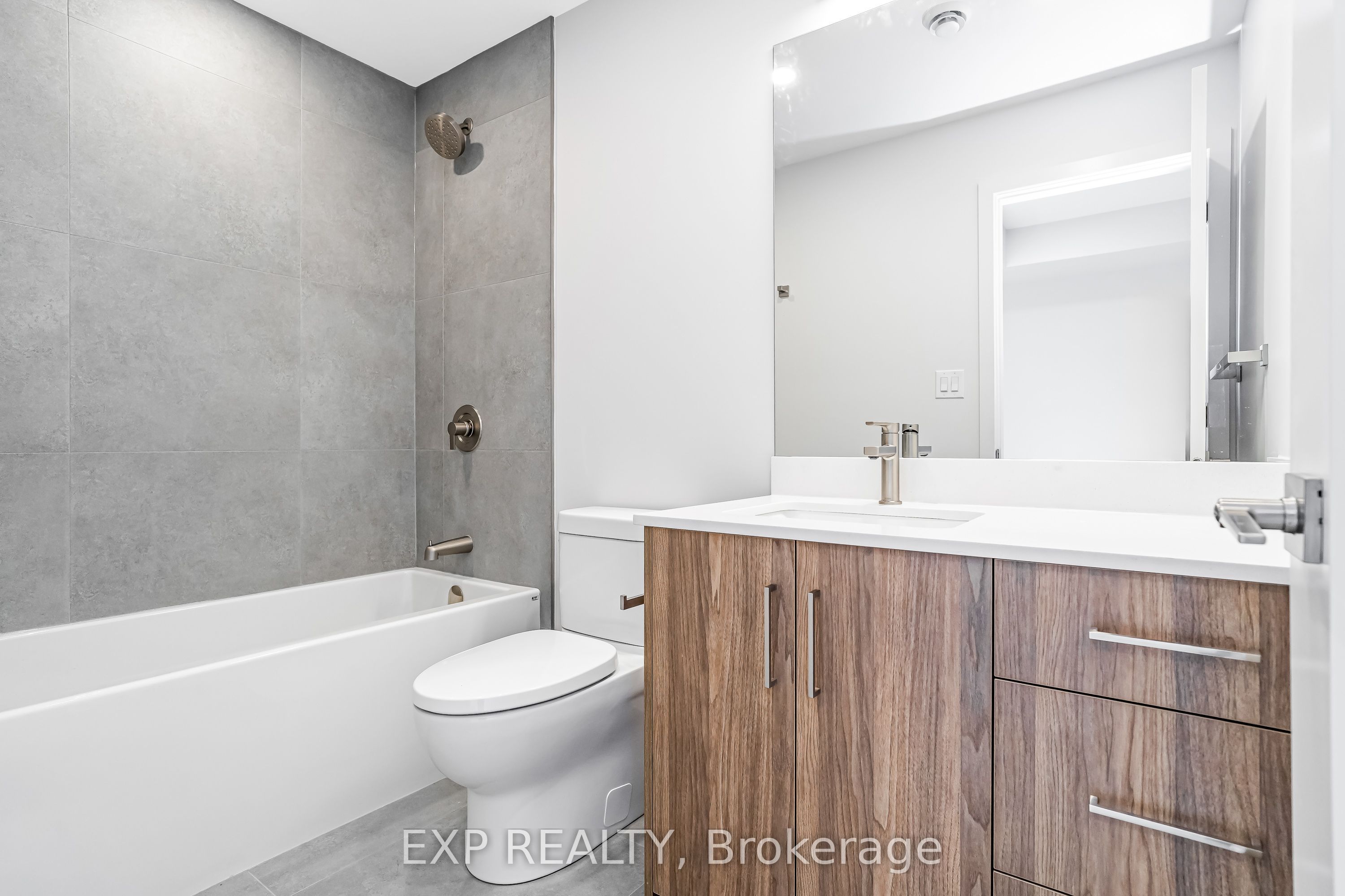1267 Summerville Avenue 5 Property Photo 13