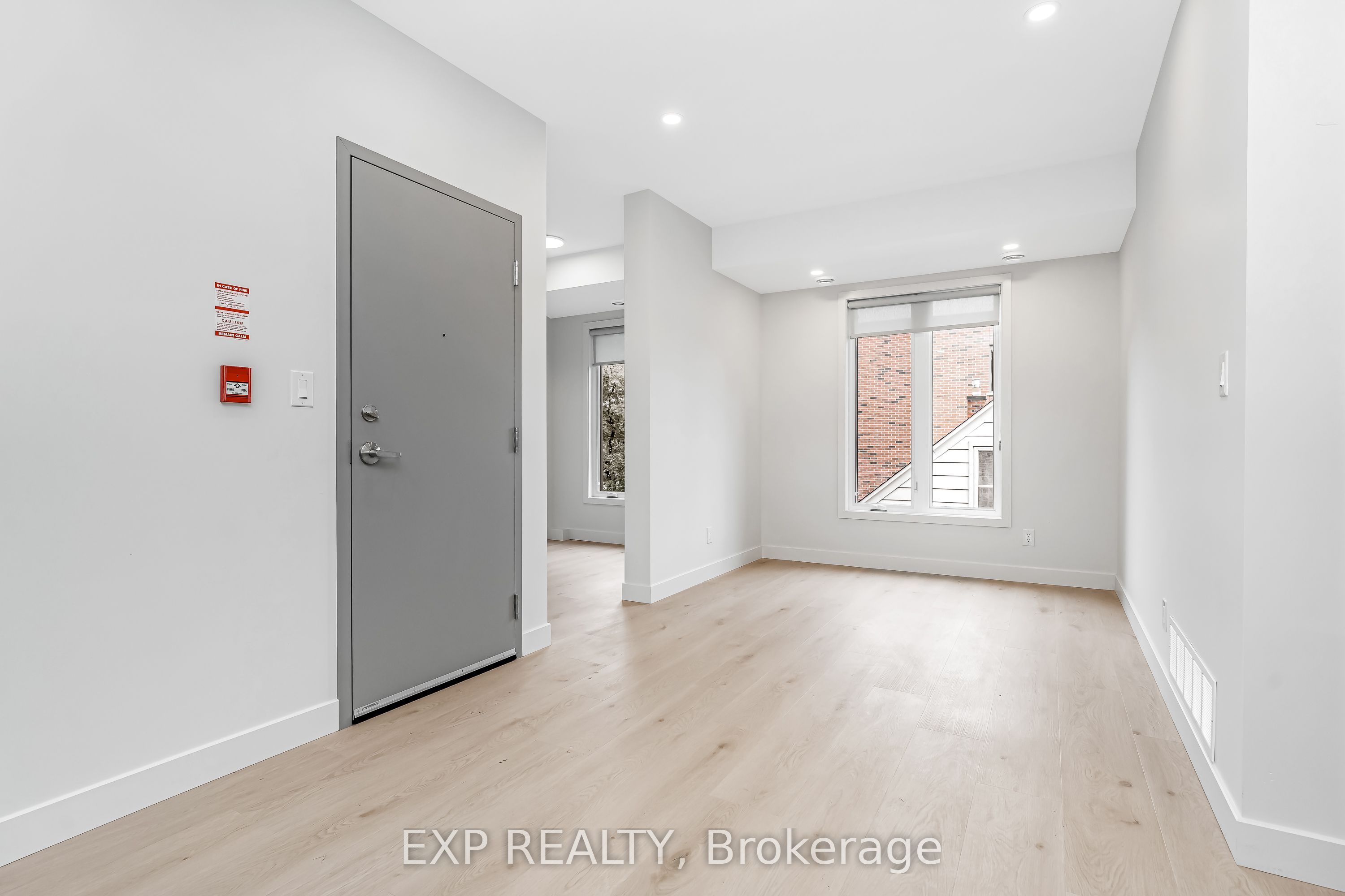 1267 Summerville Avenue 5 Property Photo 19