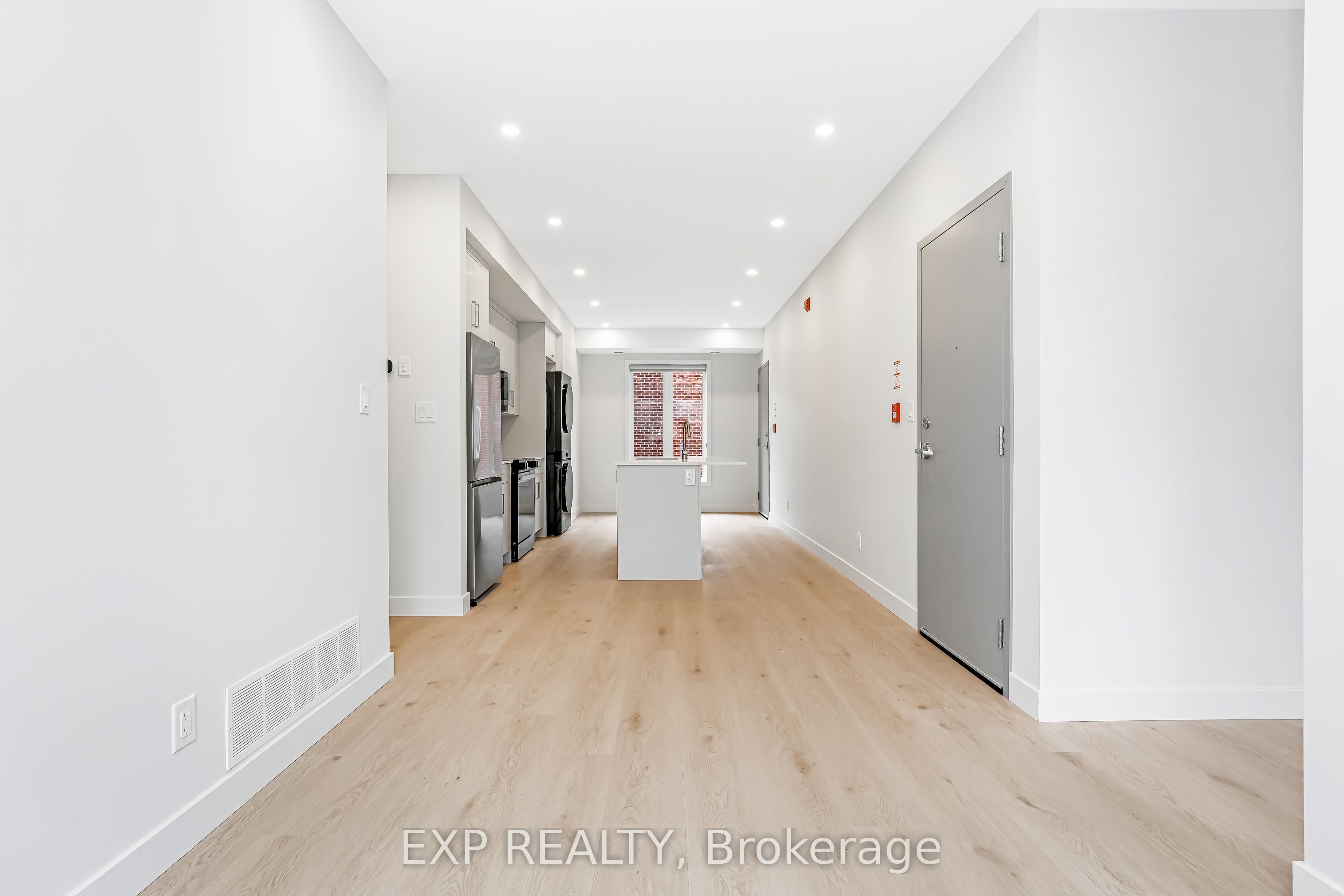 1267 Summerville Avenue 5 Property Photo 22
