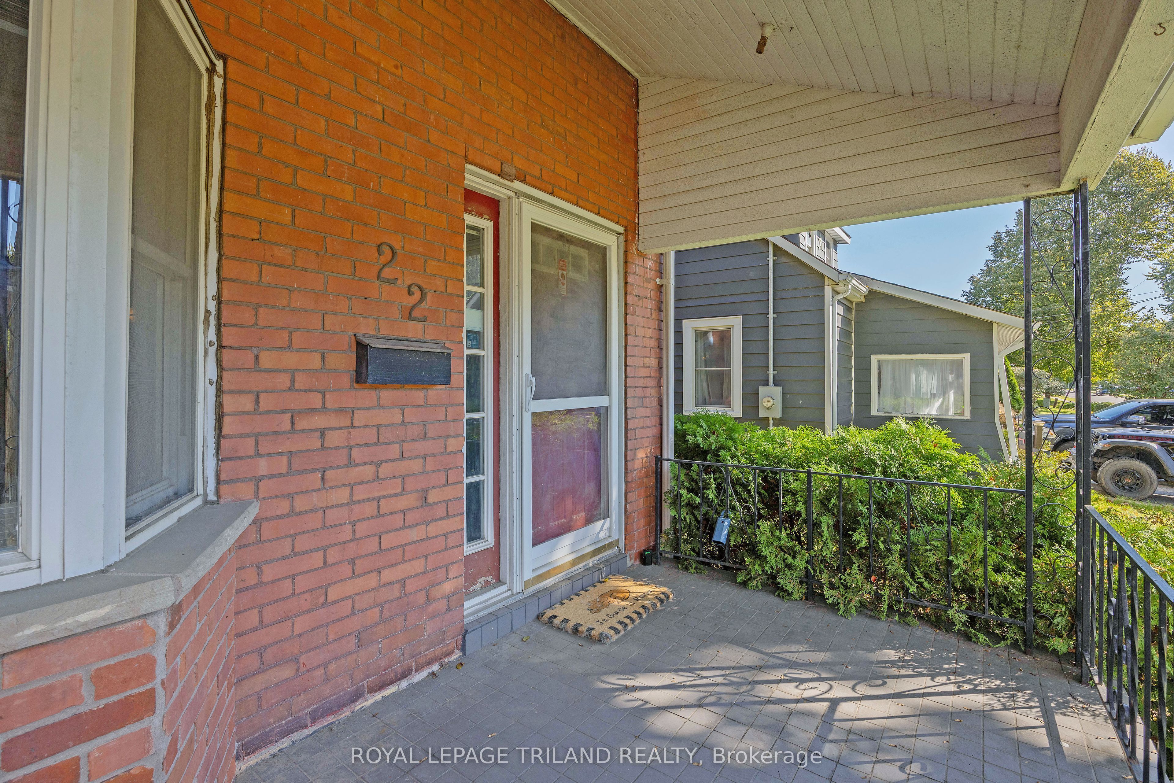 22 Hemlock Street Property Photo 4