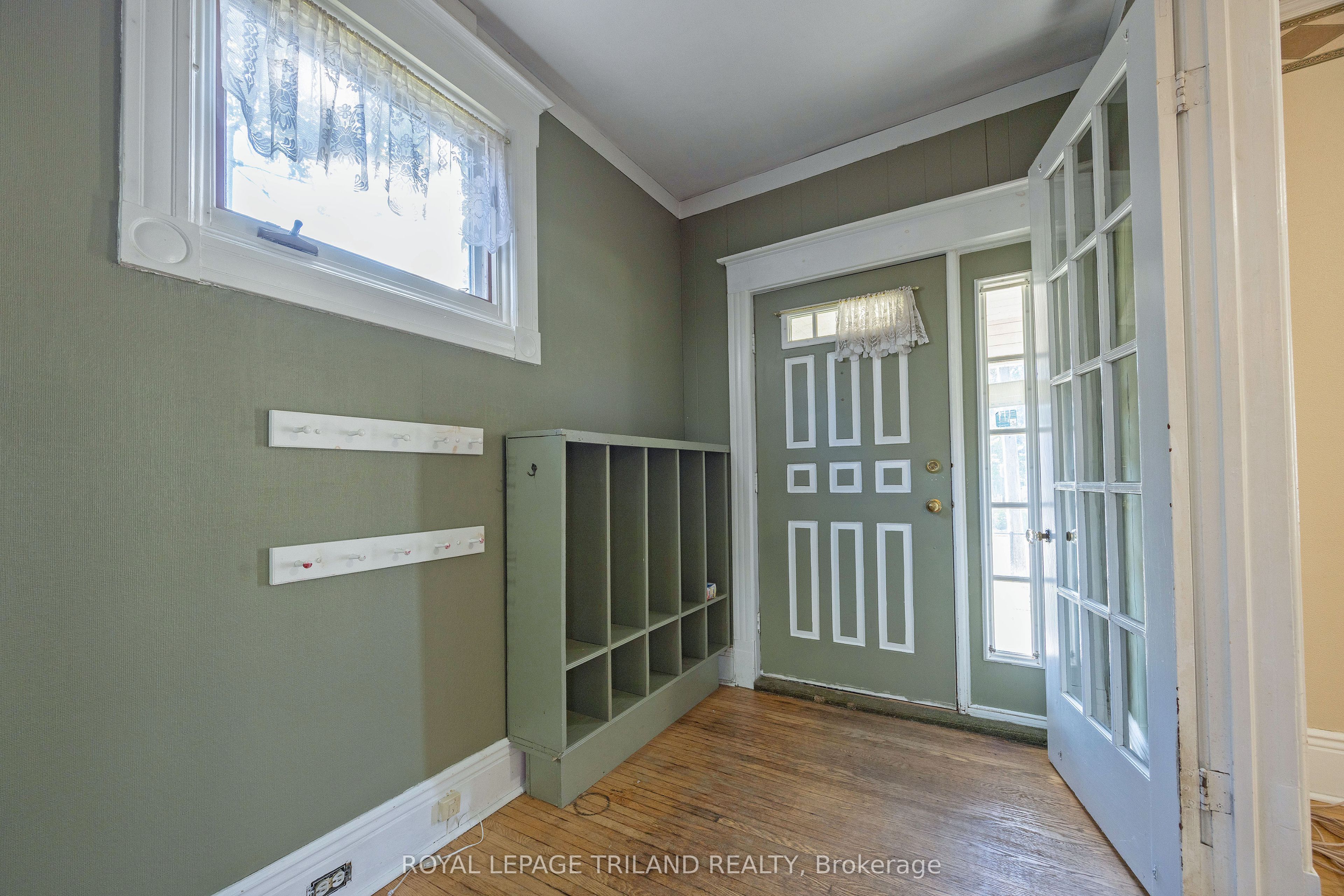22 Hemlock Street Property Photo 5