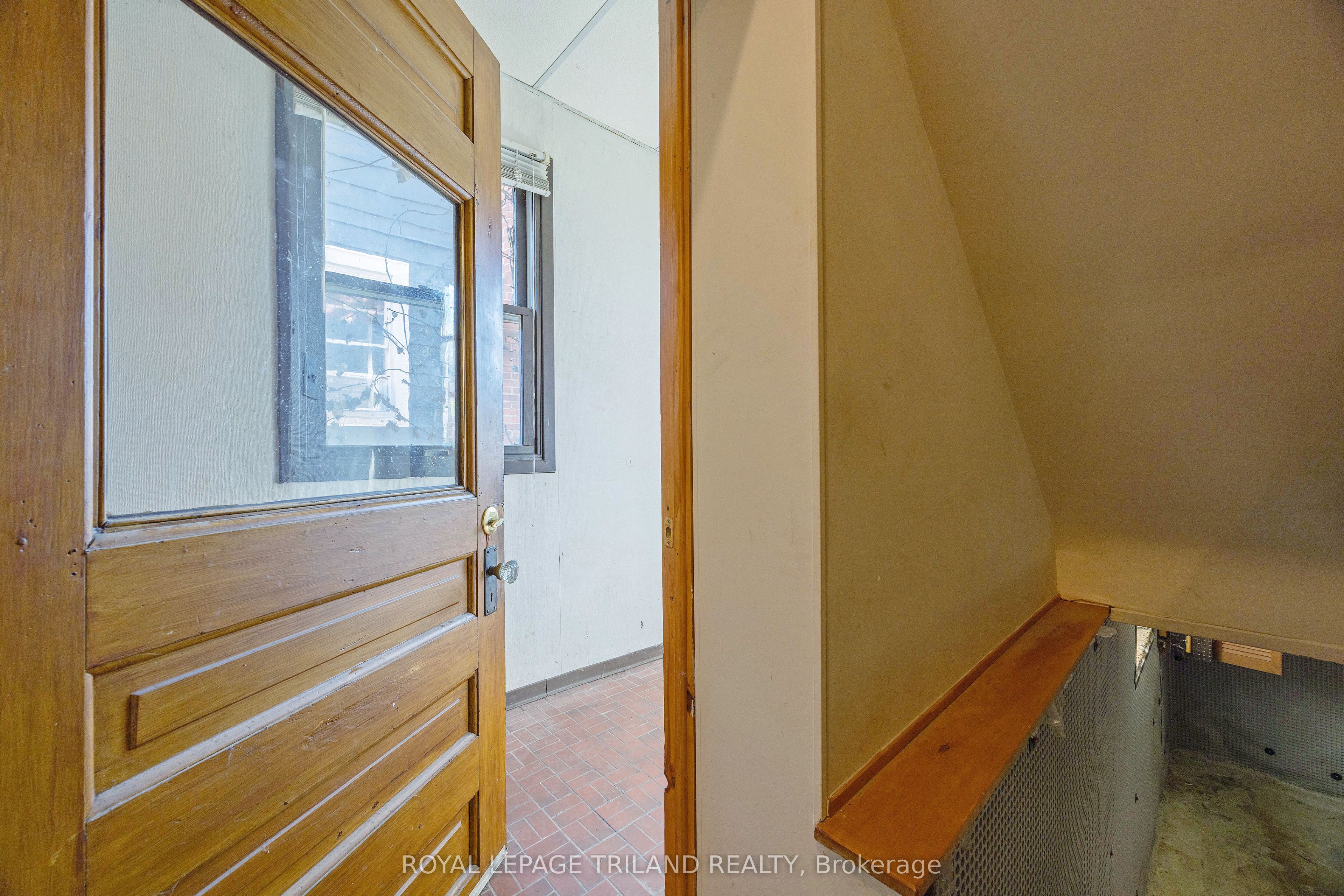22 Hemlock Street Property Photo 16