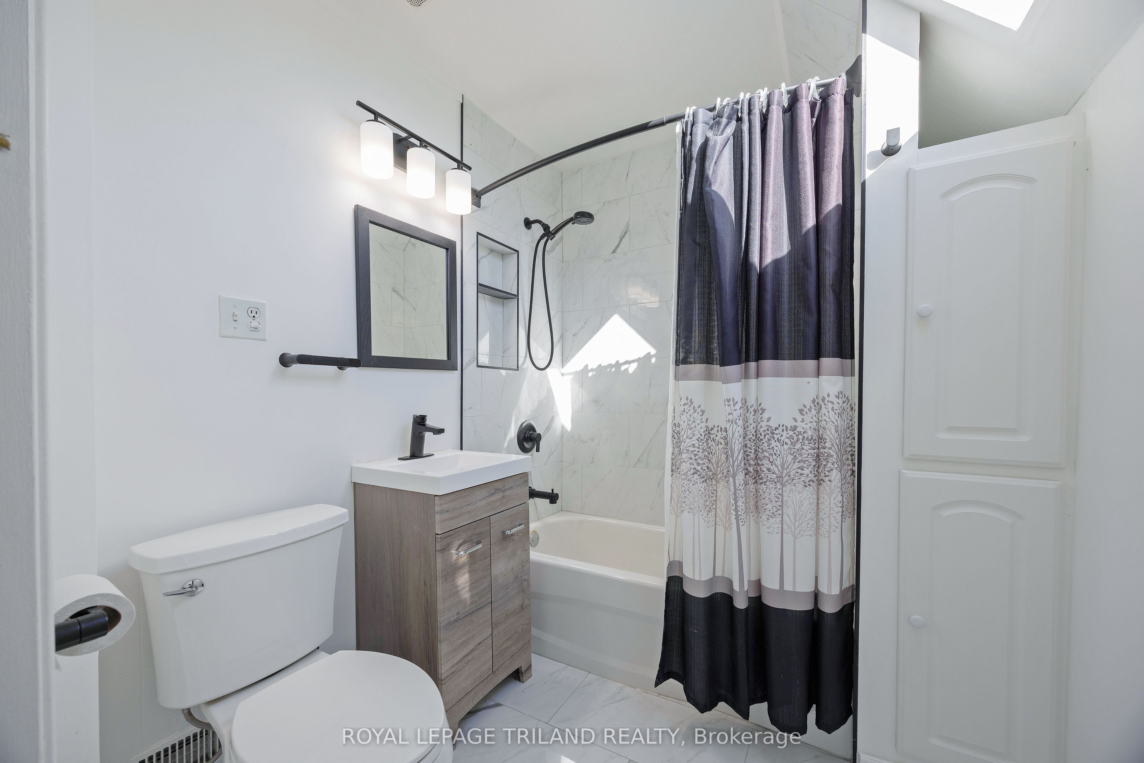 22 Hemlock Street Property Photo 23