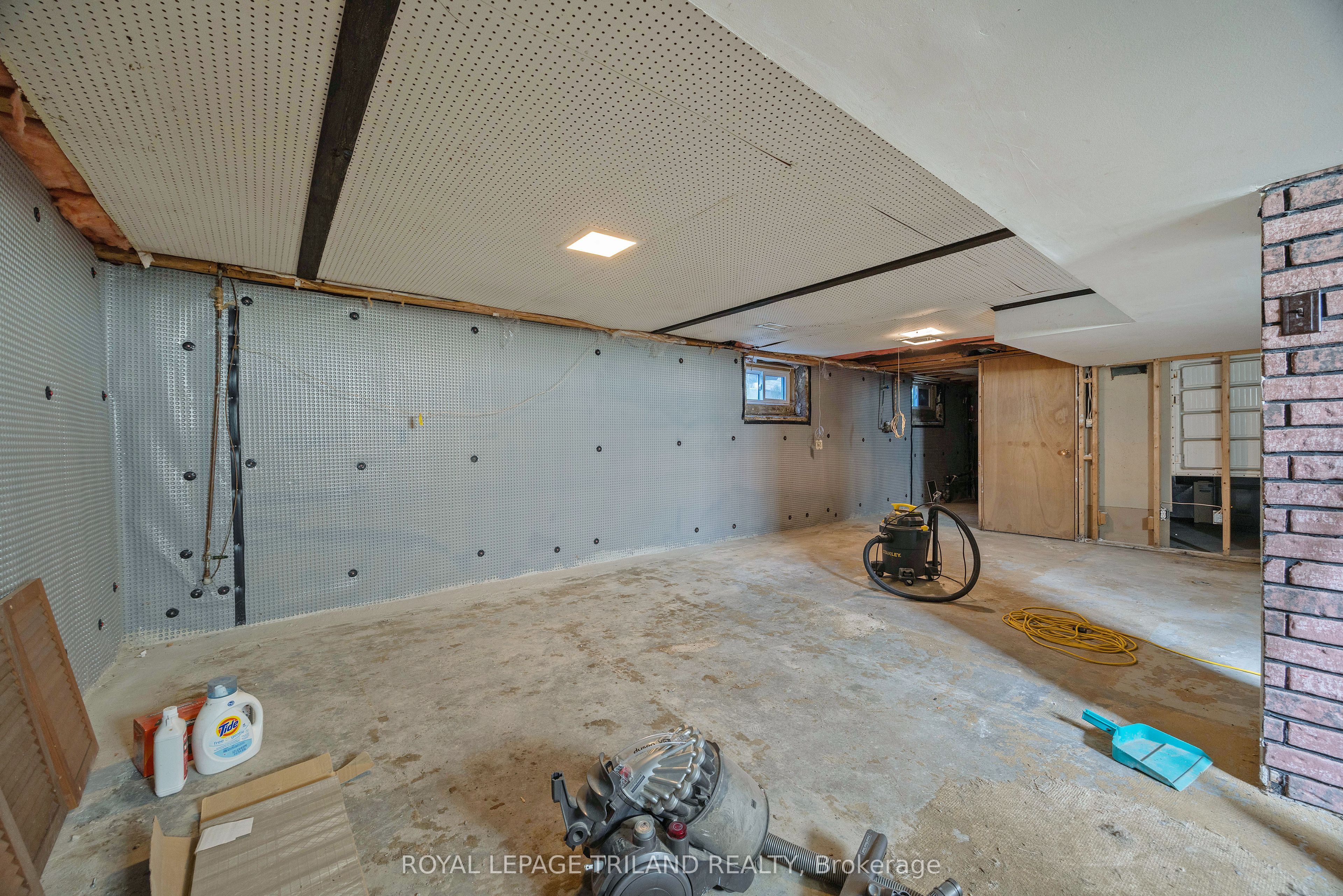 22 Hemlock Street Property Photo 24