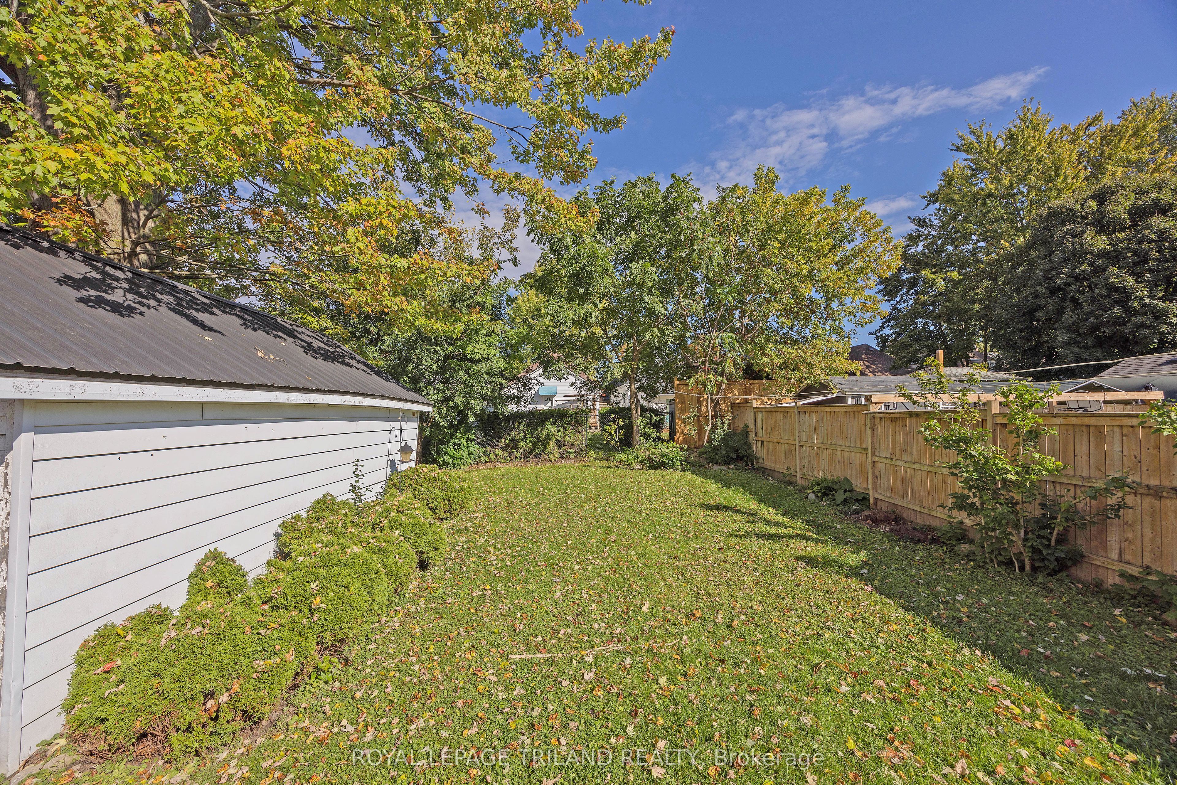 22 Hemlock Street Property Photo 31