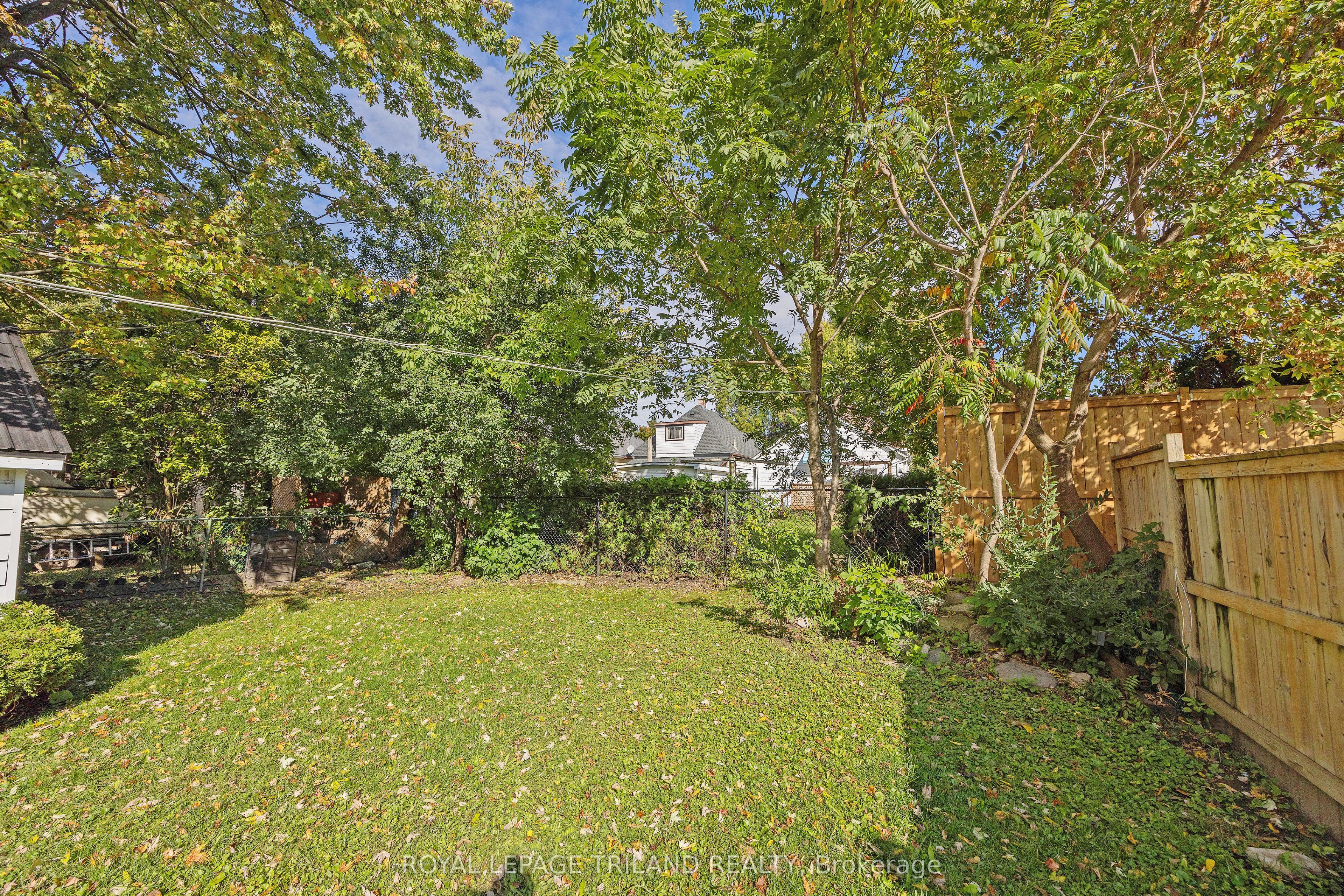 22 Hemlock Street Property Photo 32