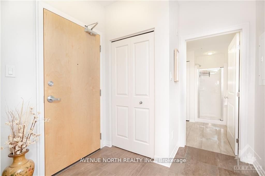 250 Winterfell Private 401 Property Photo 4