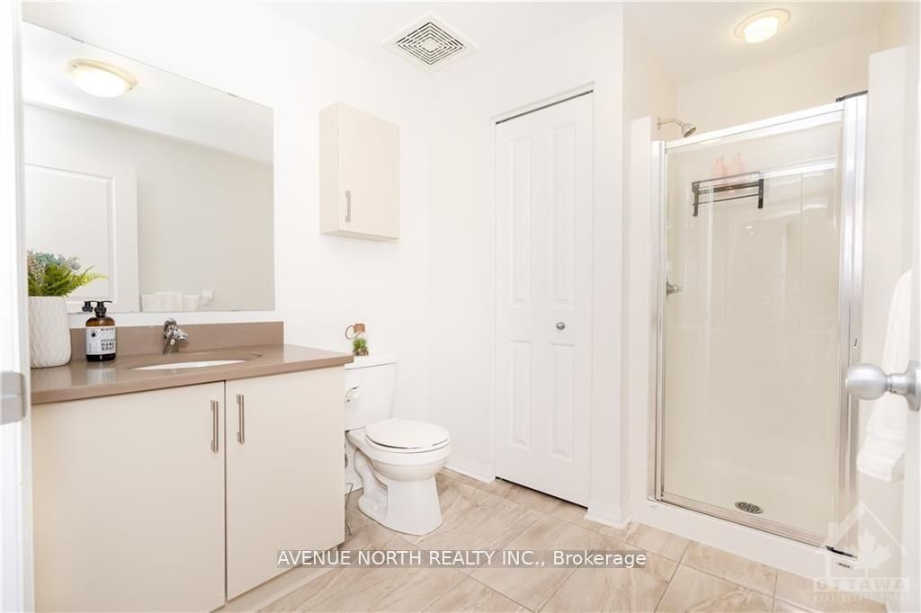 250 Winterfell Private 401 Property Photo 22